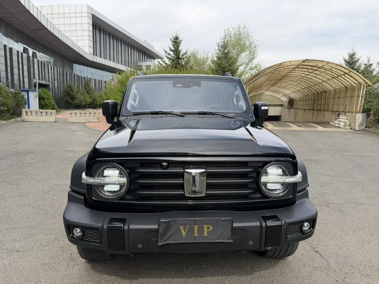 Tank 300