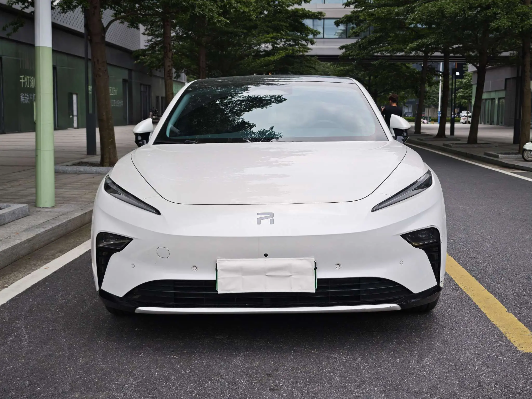 Rising Auto Feifan F7