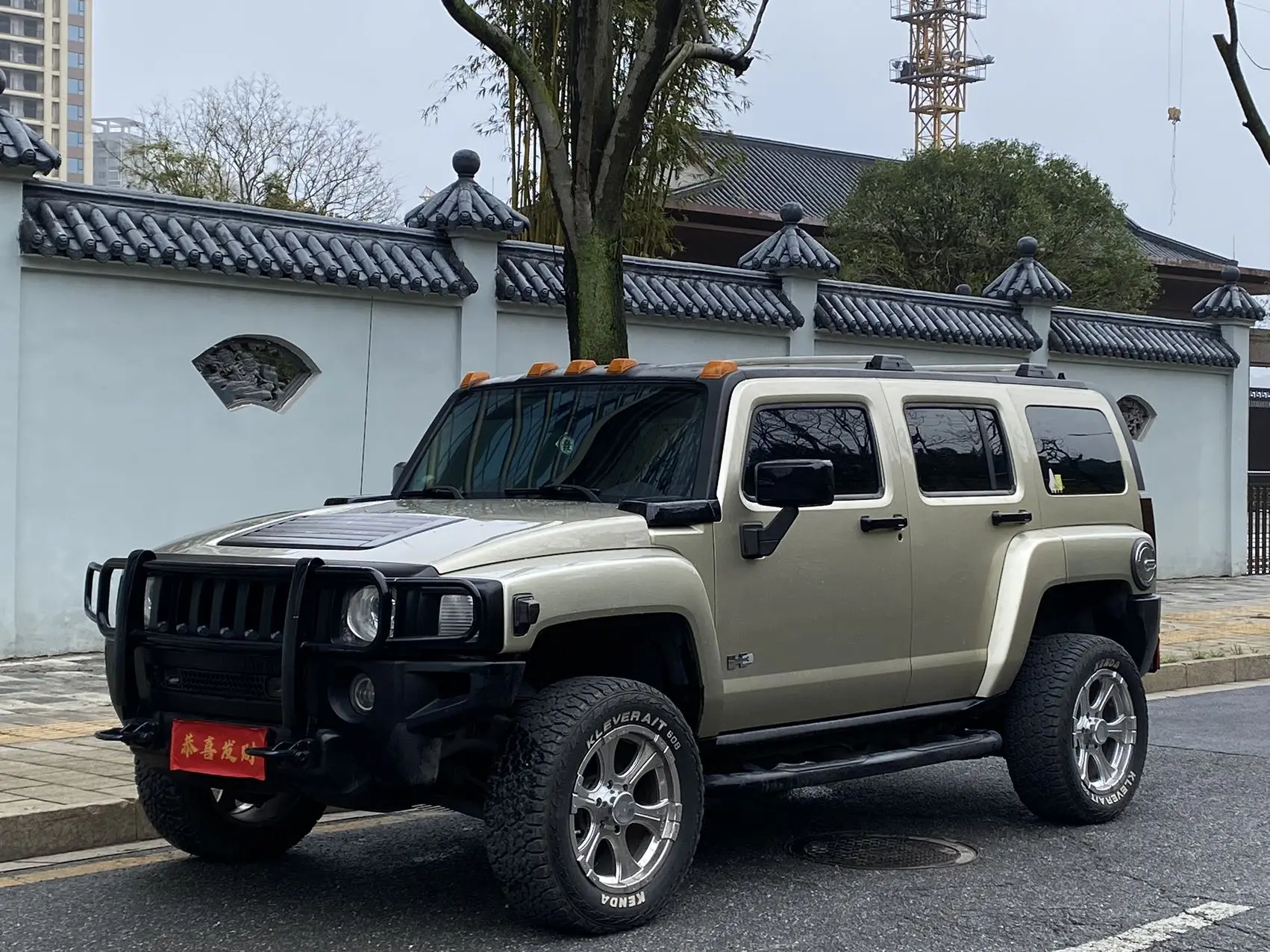 Hummer H3