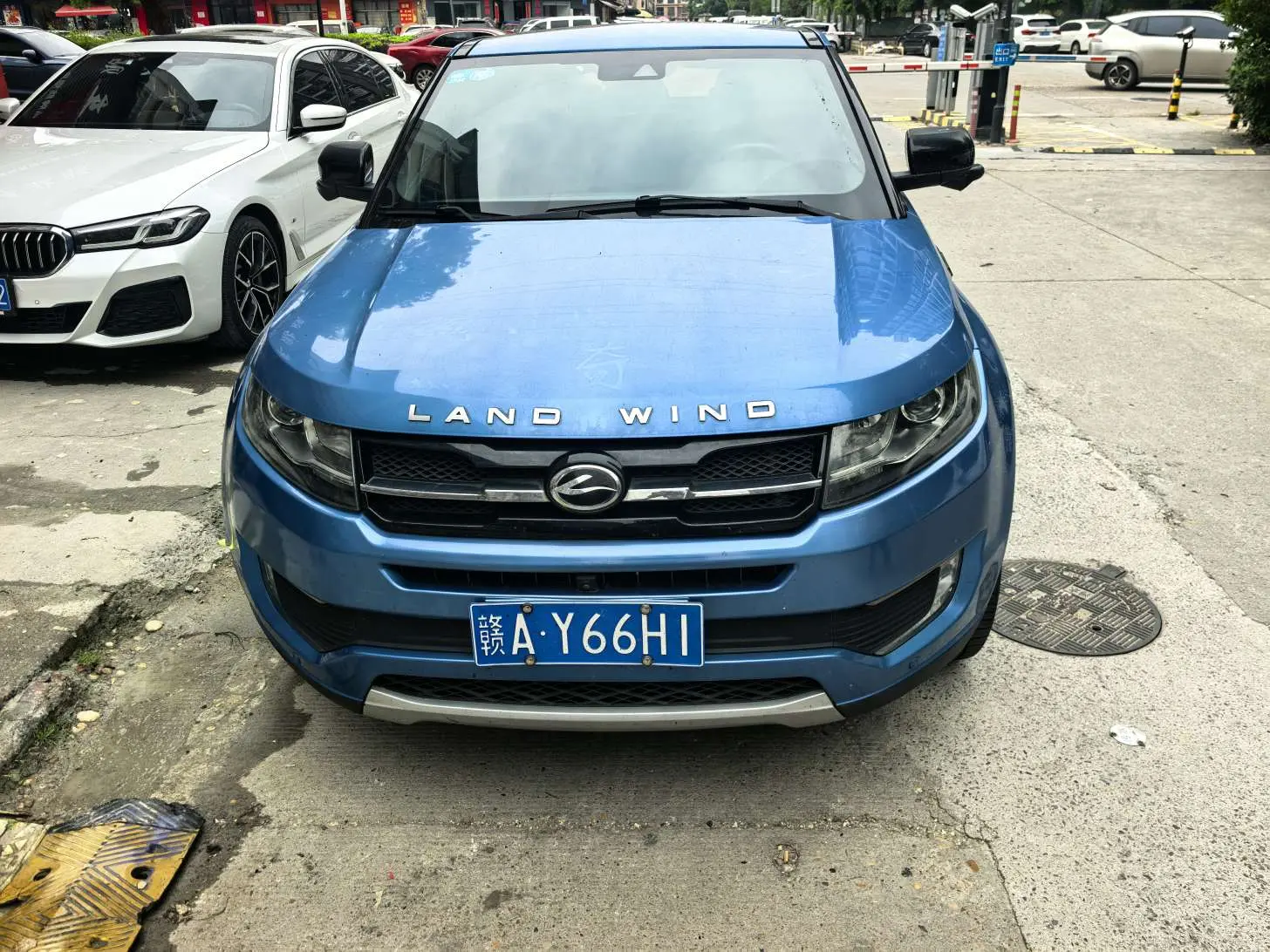 Lu Feng Landwind X7