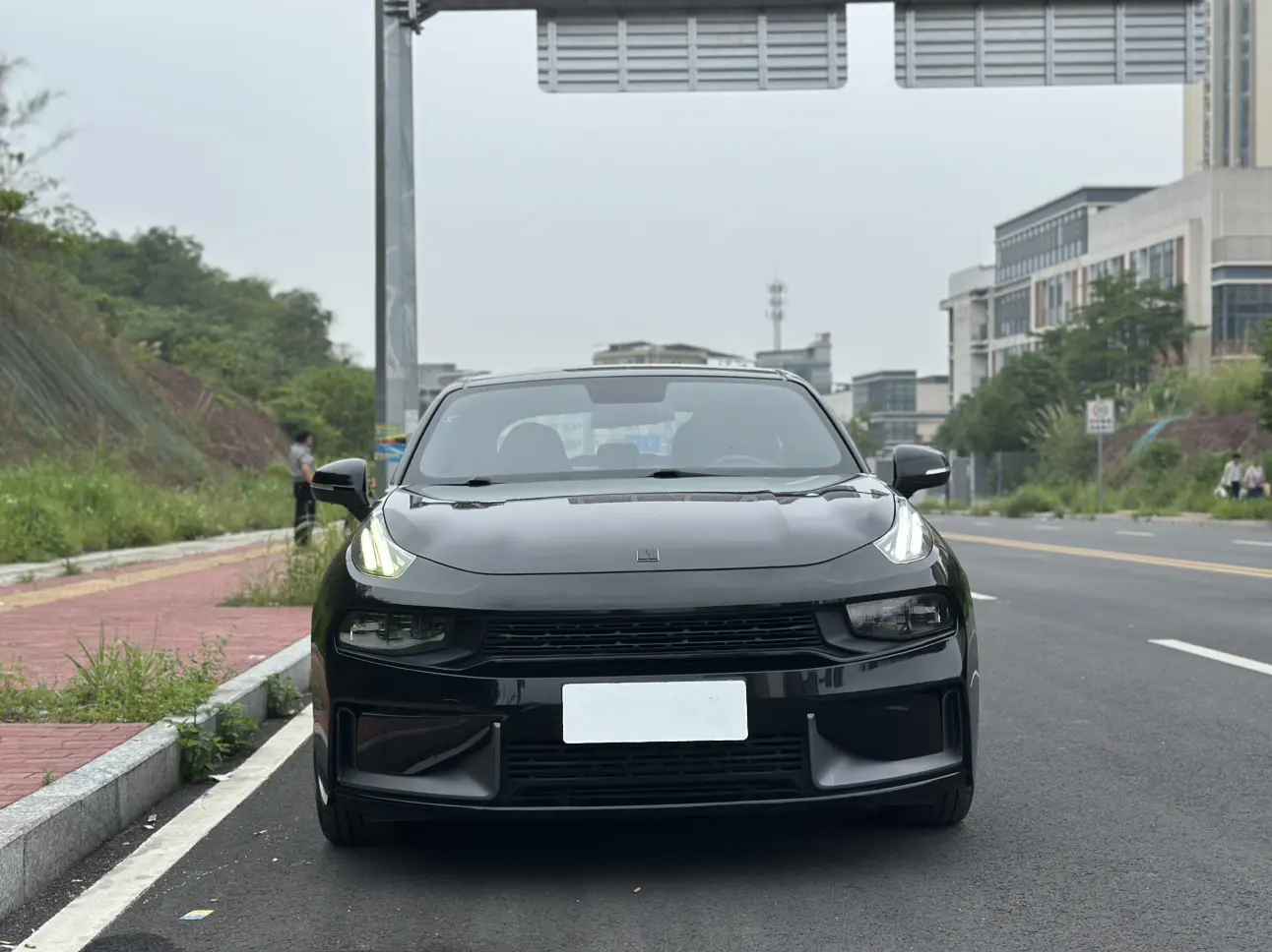 Lynk & Co 03