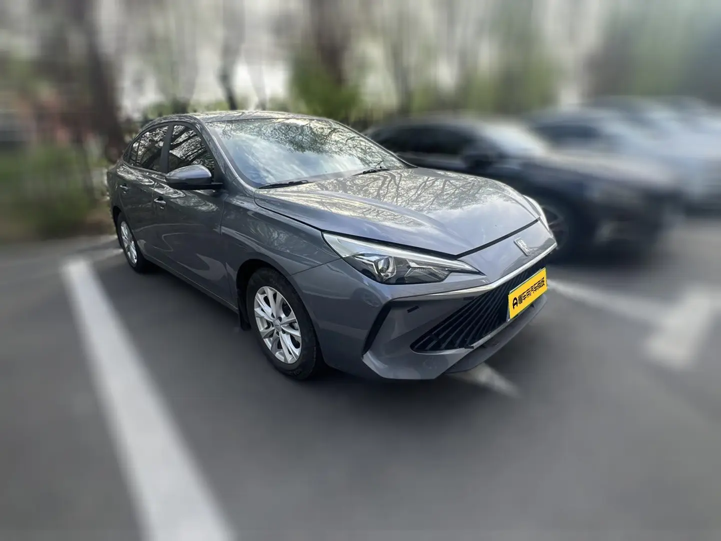 Roewe i5