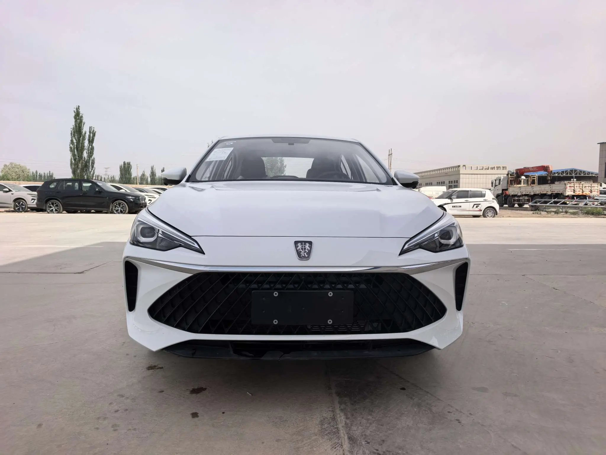Roewe i5