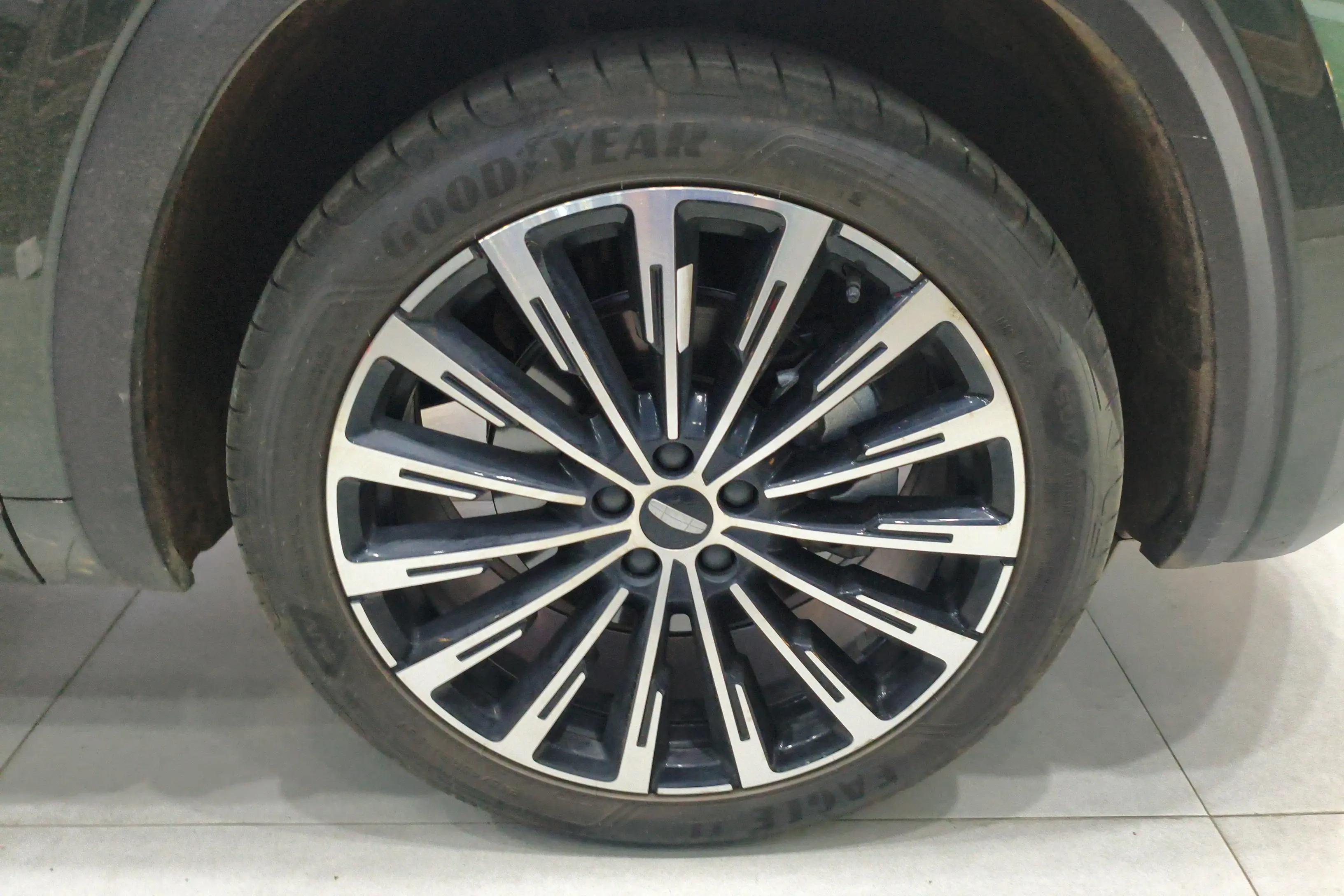 Geely Monjaro