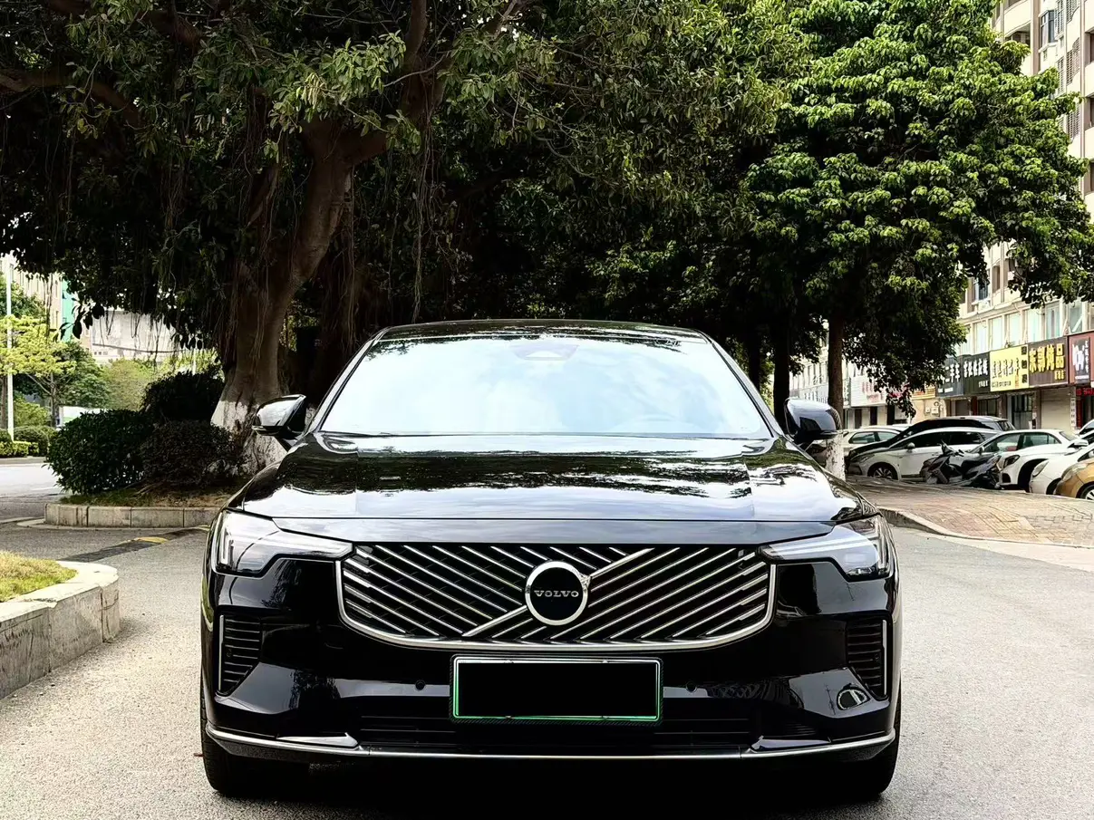 Volvo S90 PHEV