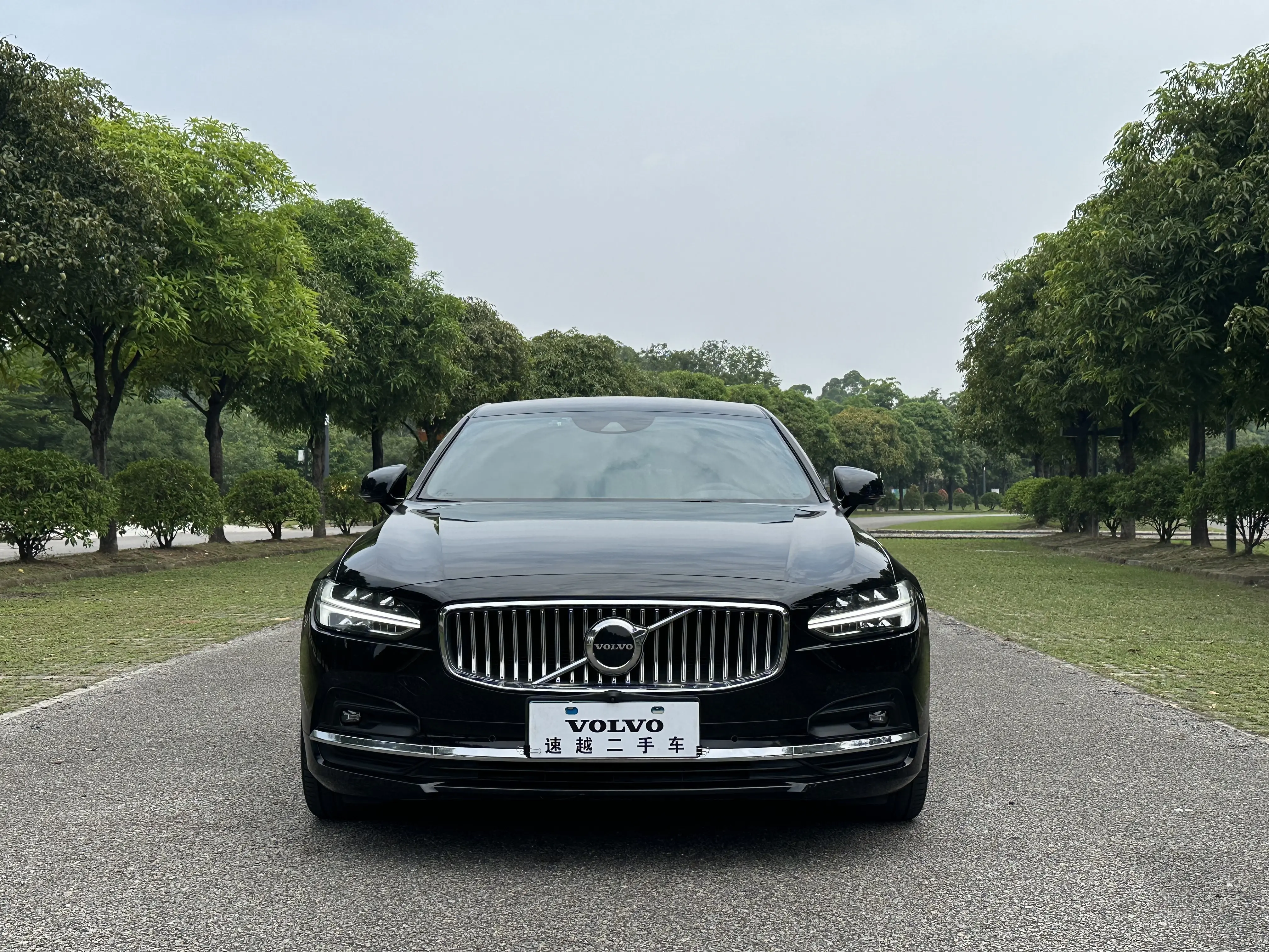 Volvo S90