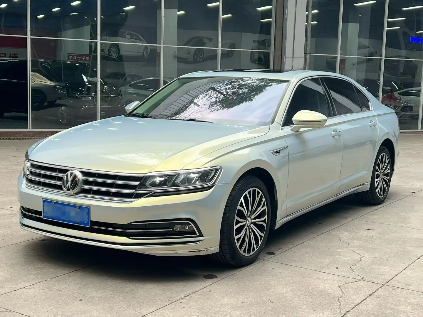 Volkswagen Hui Ang