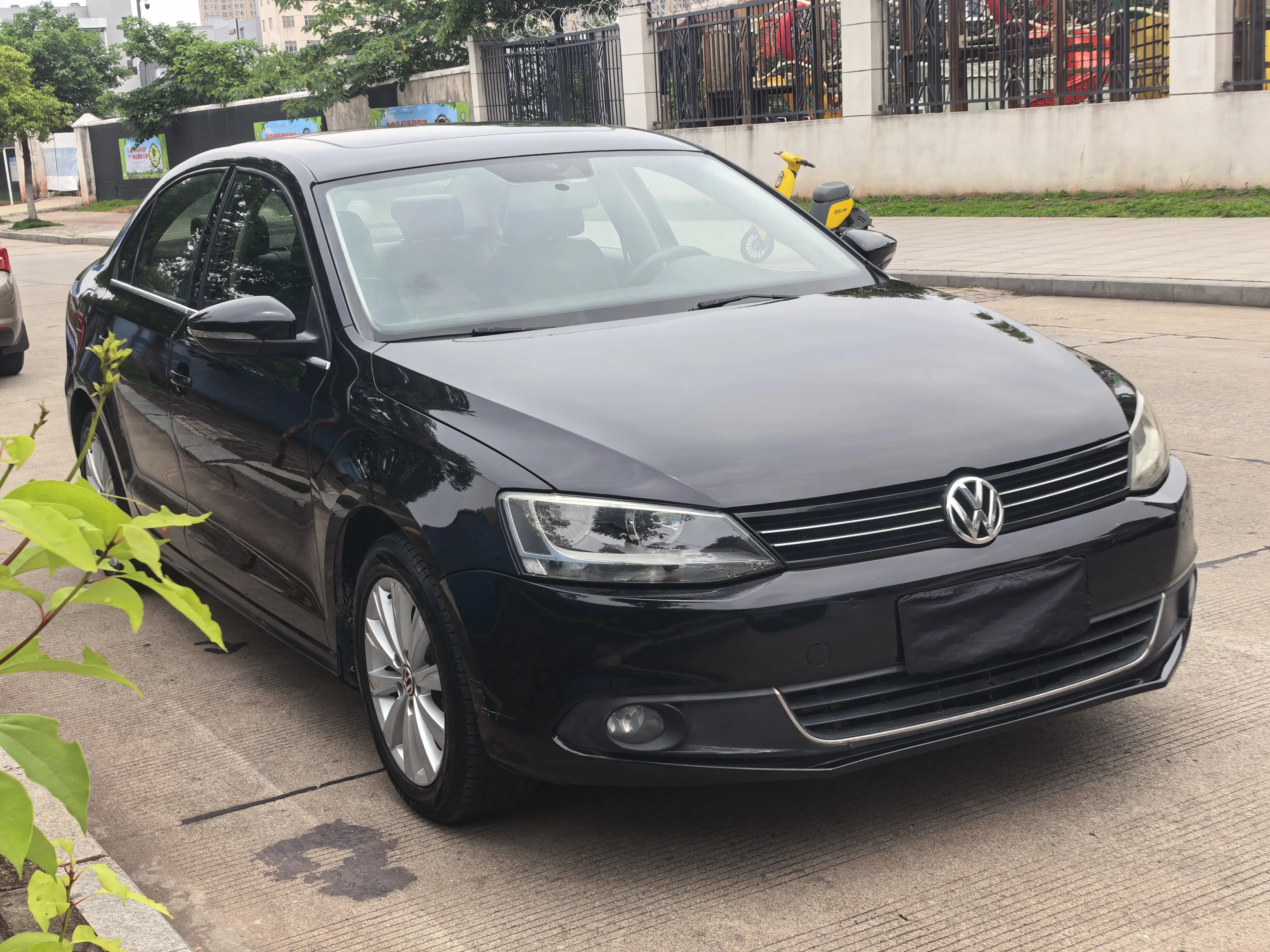 Volkswagen Sagitar