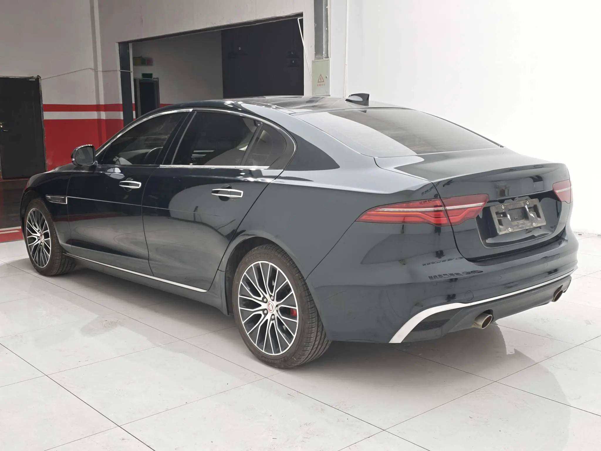 Jaguar XEL