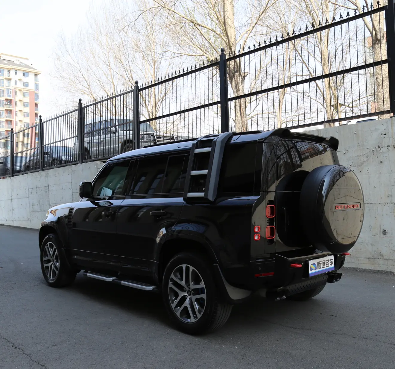 Land Rover Guard