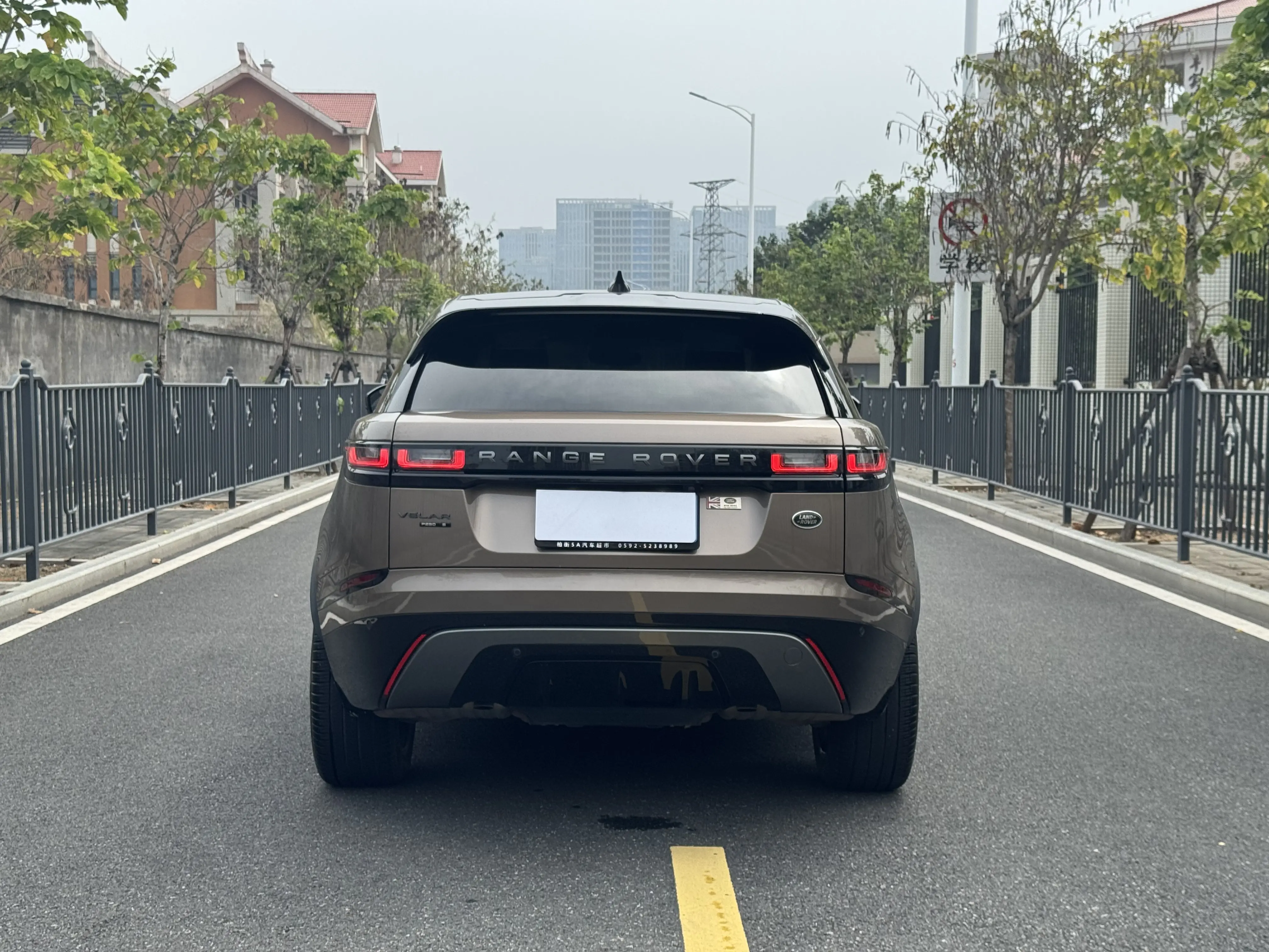 Land Rover Range Rover Velar