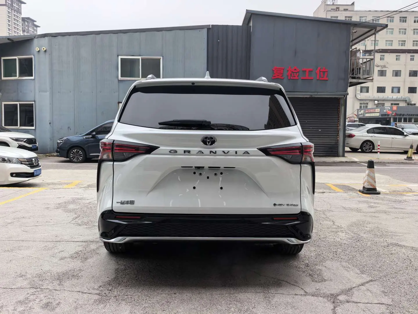 Toyota Granvia