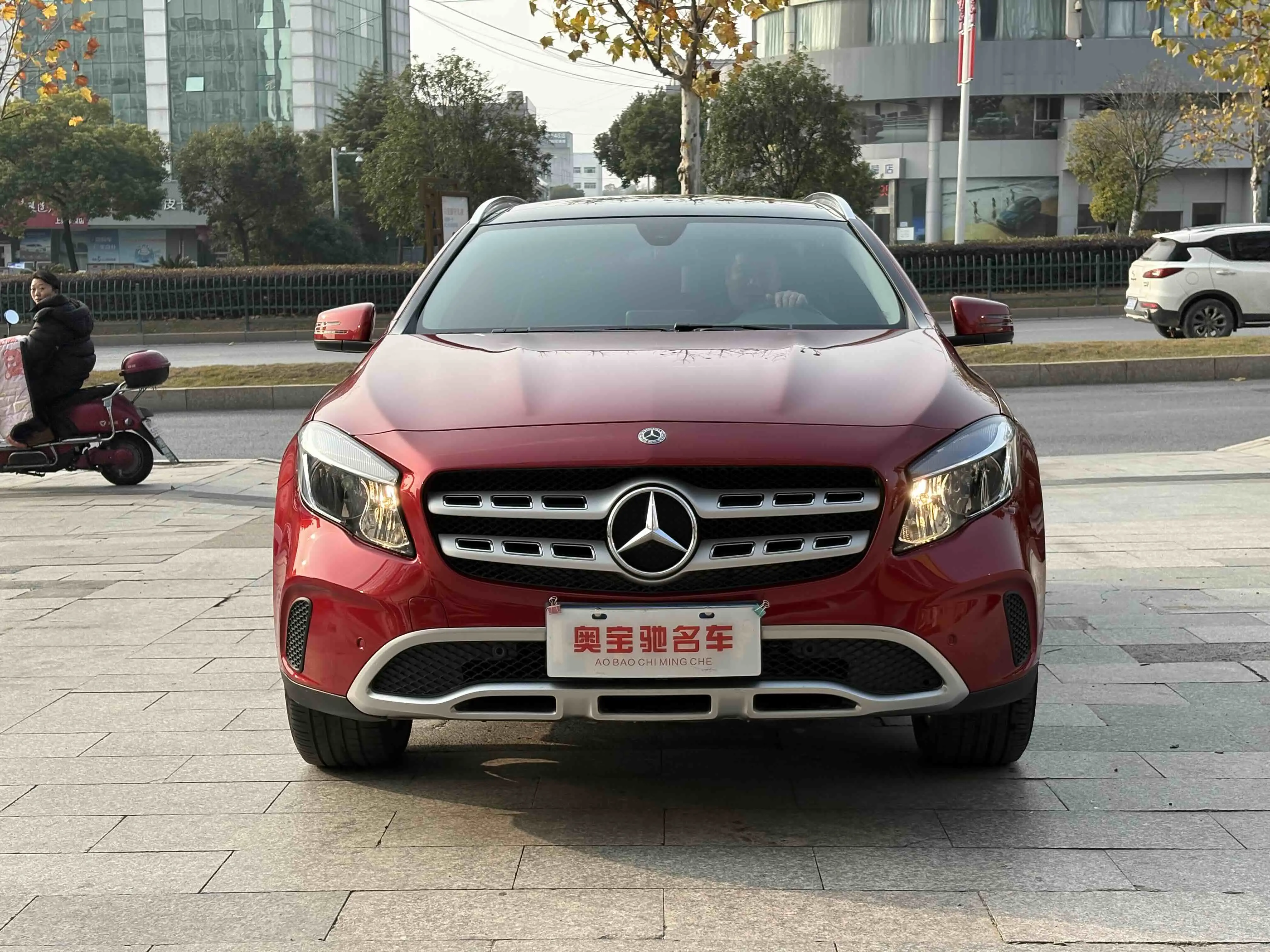 Mercedes-Benz GLA