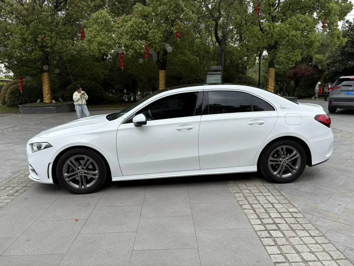Mercedes-Benz Mercedes Benz A Class
