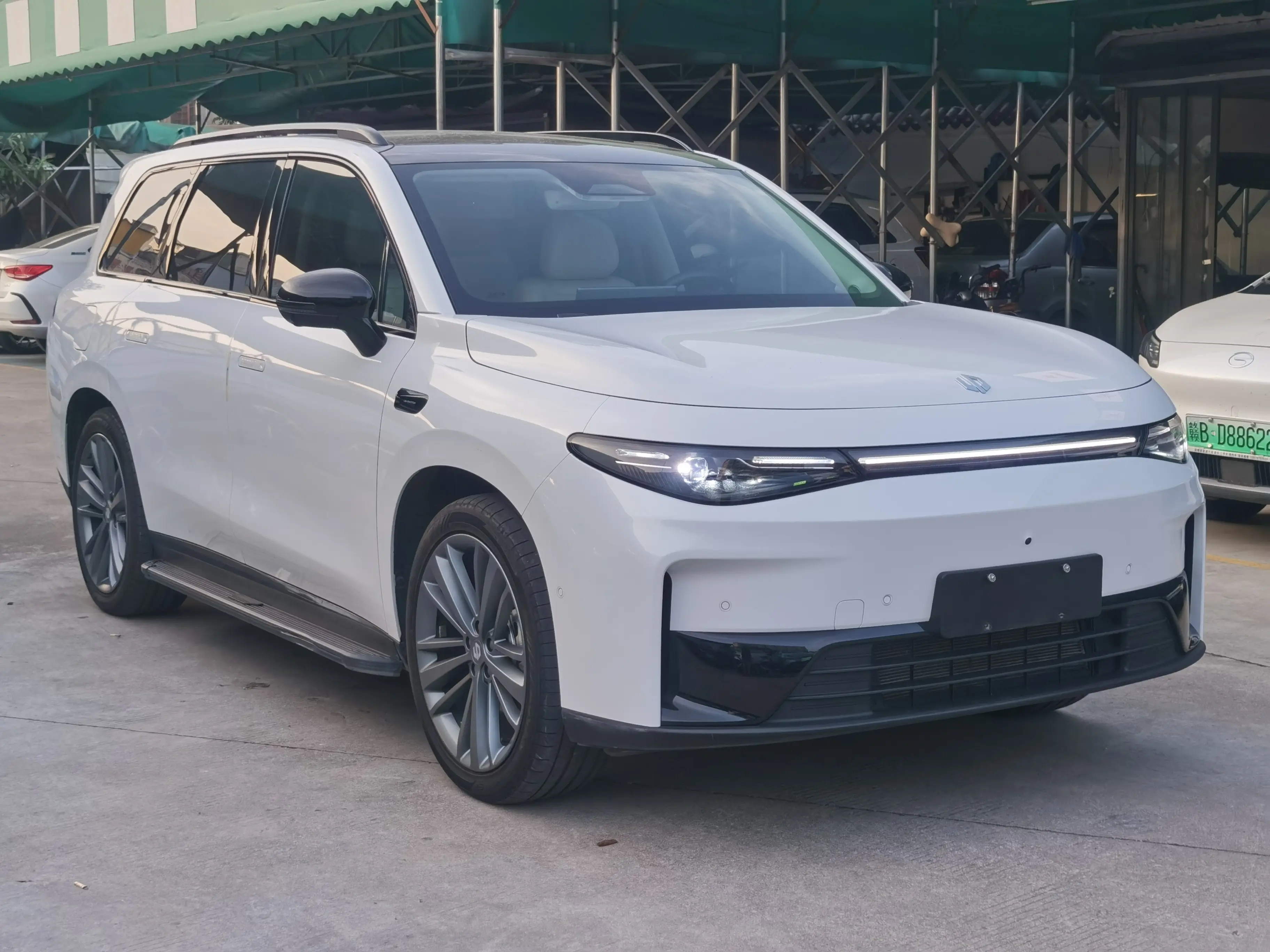 Leapmotor C16