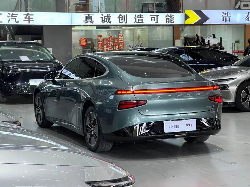 Xpeng P7