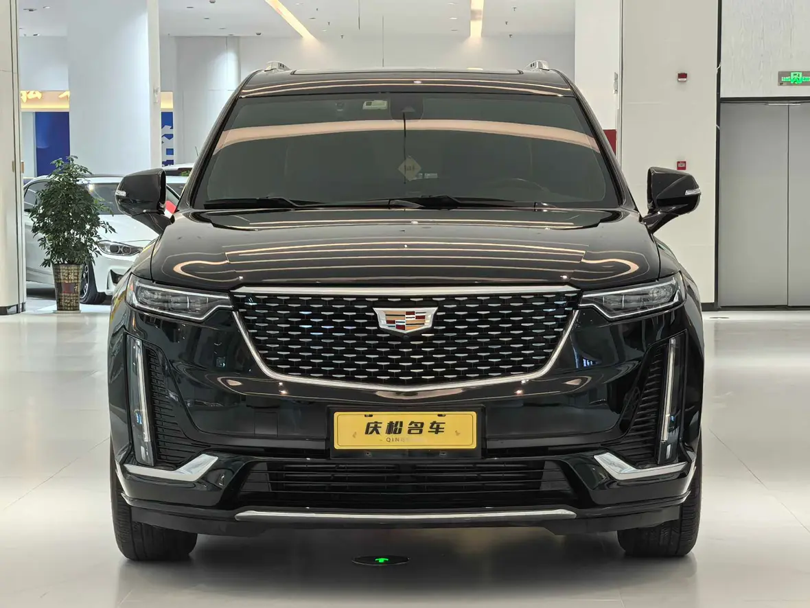Cadillac XT6