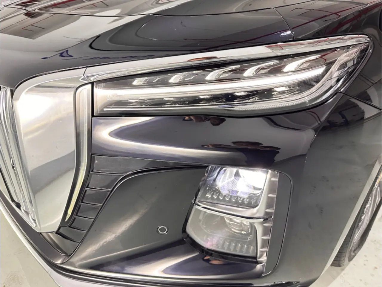 Hongqi H5