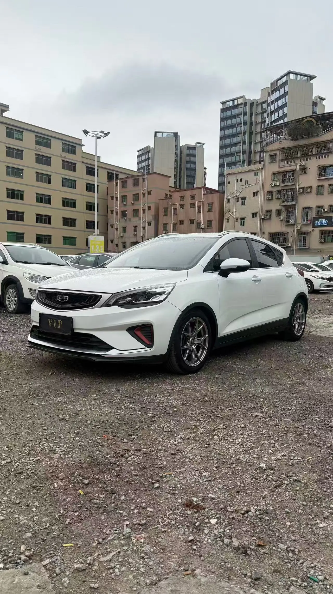 Geely Emgrand GS