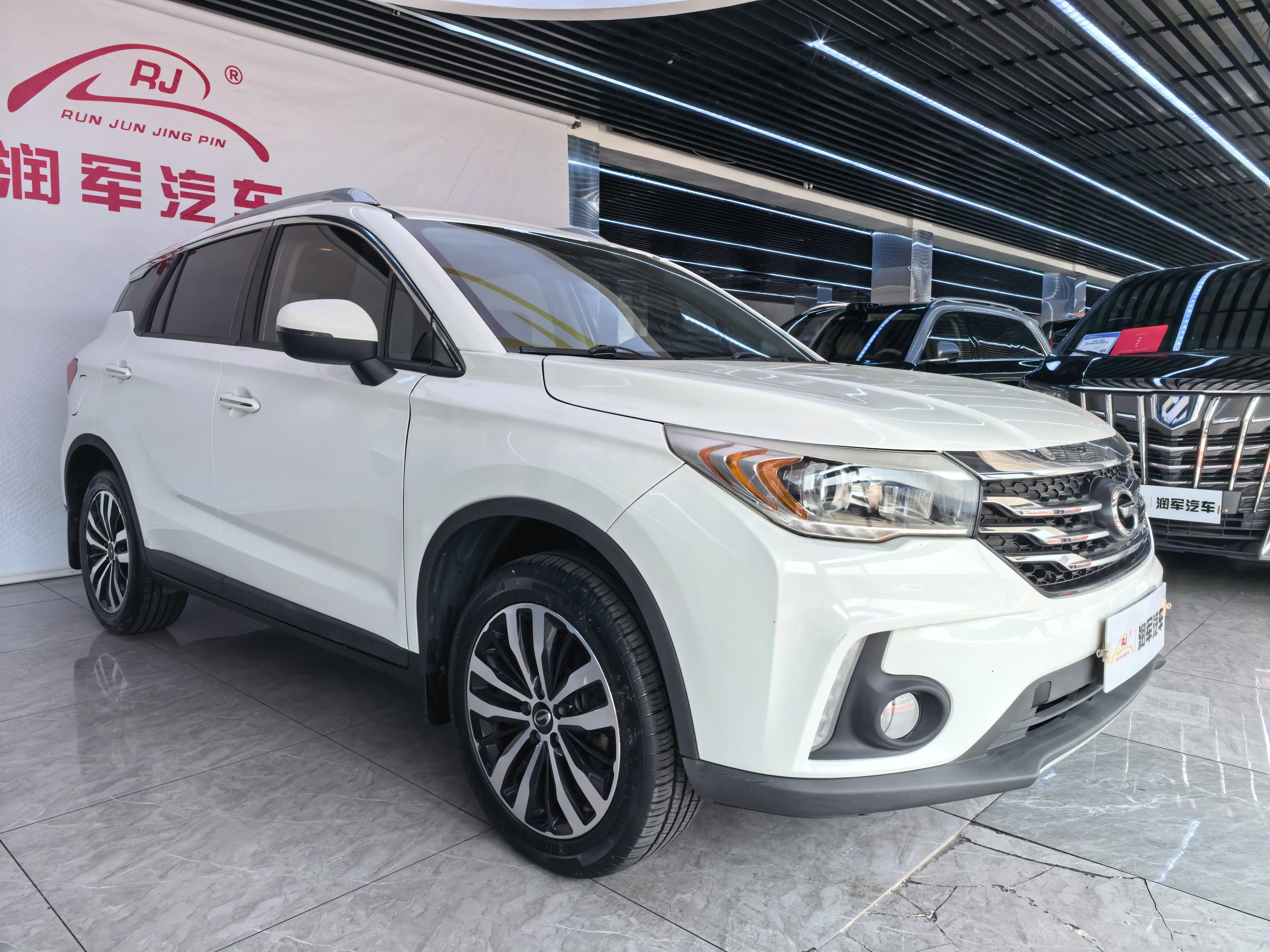 GAC Trumpchi GS4
