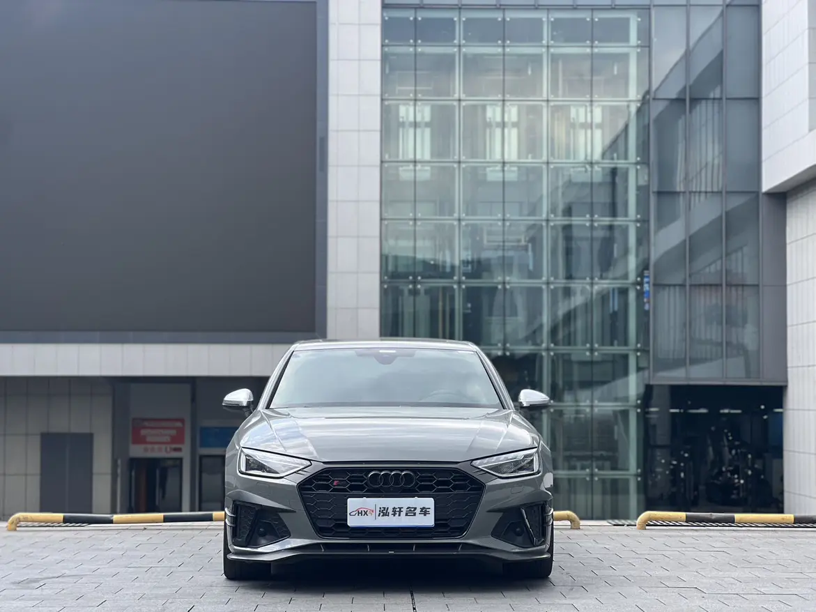 Audi S4