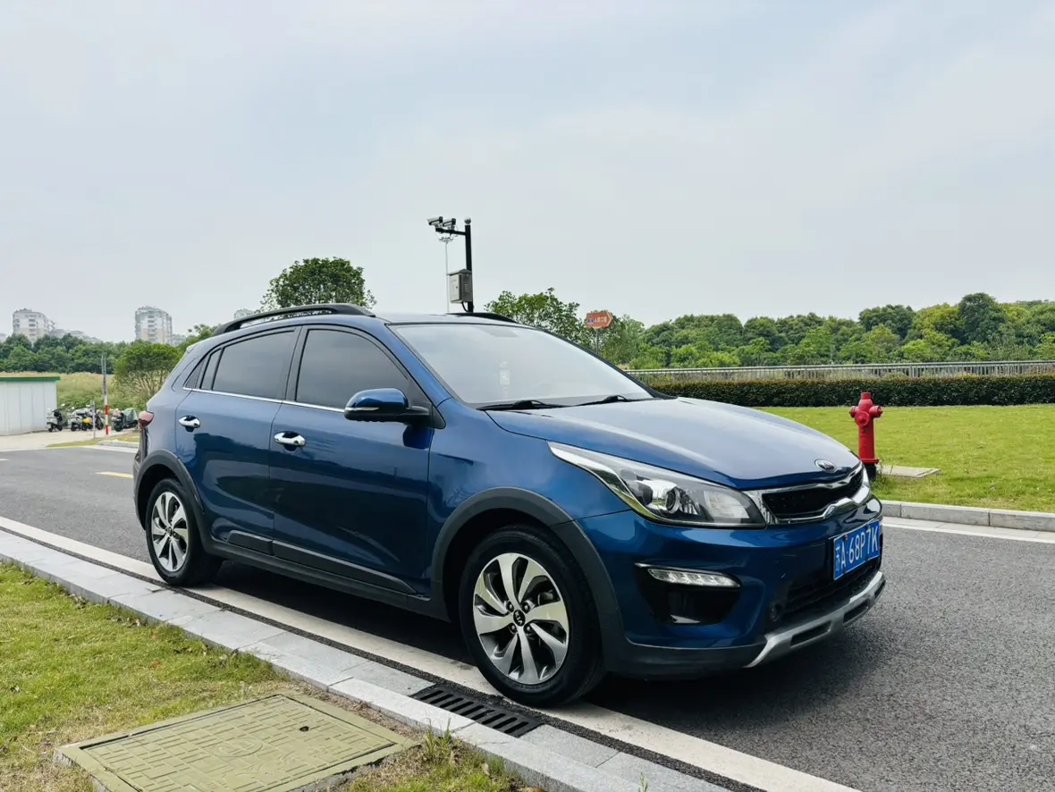 Kia KX CROSS