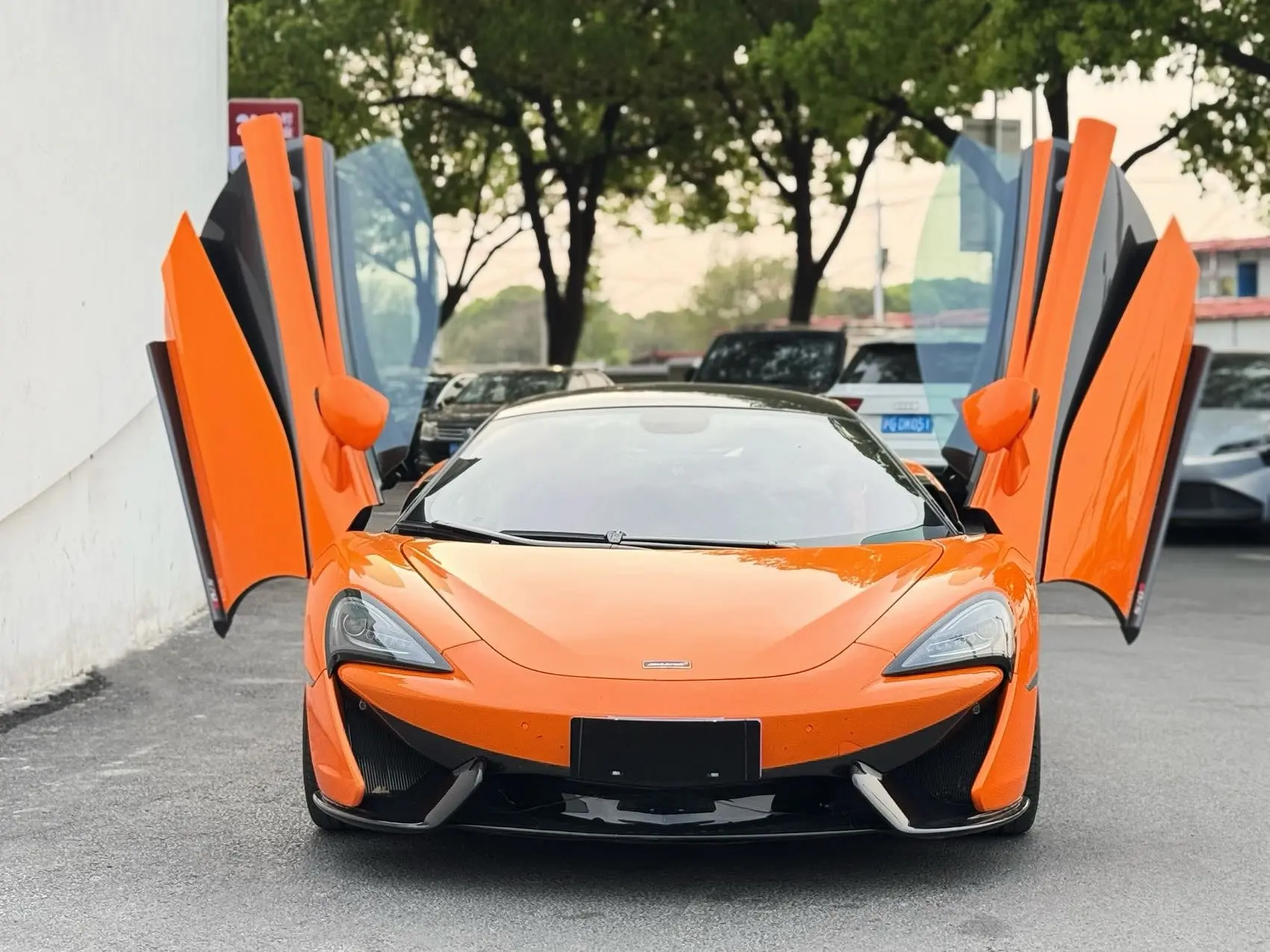 McLaren 570S