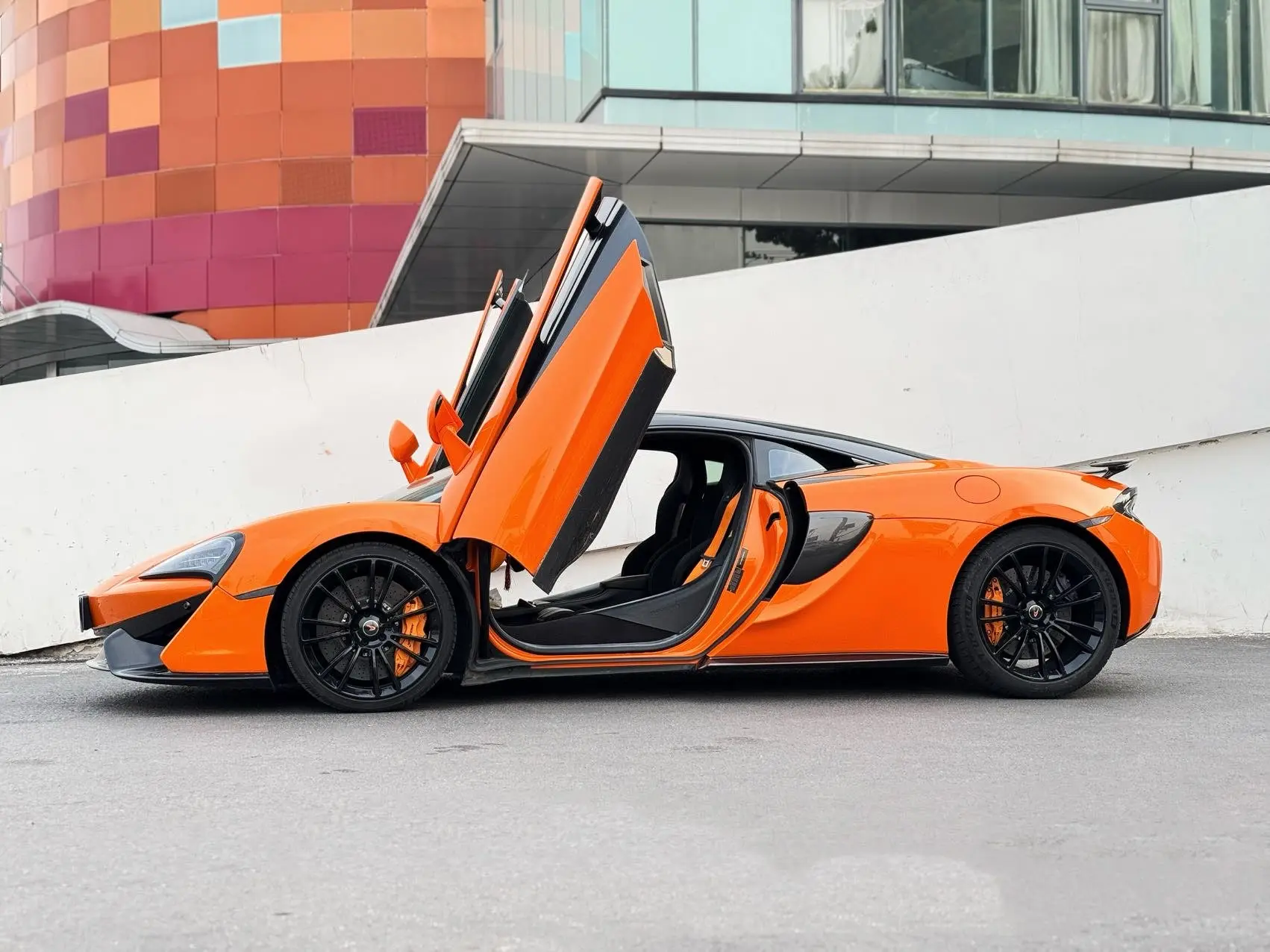 McLaren 570S