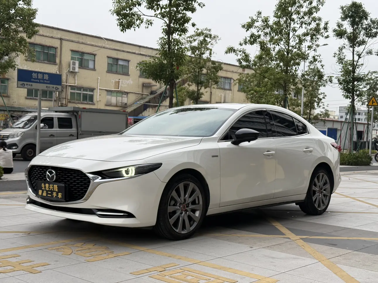 Mazda Axela