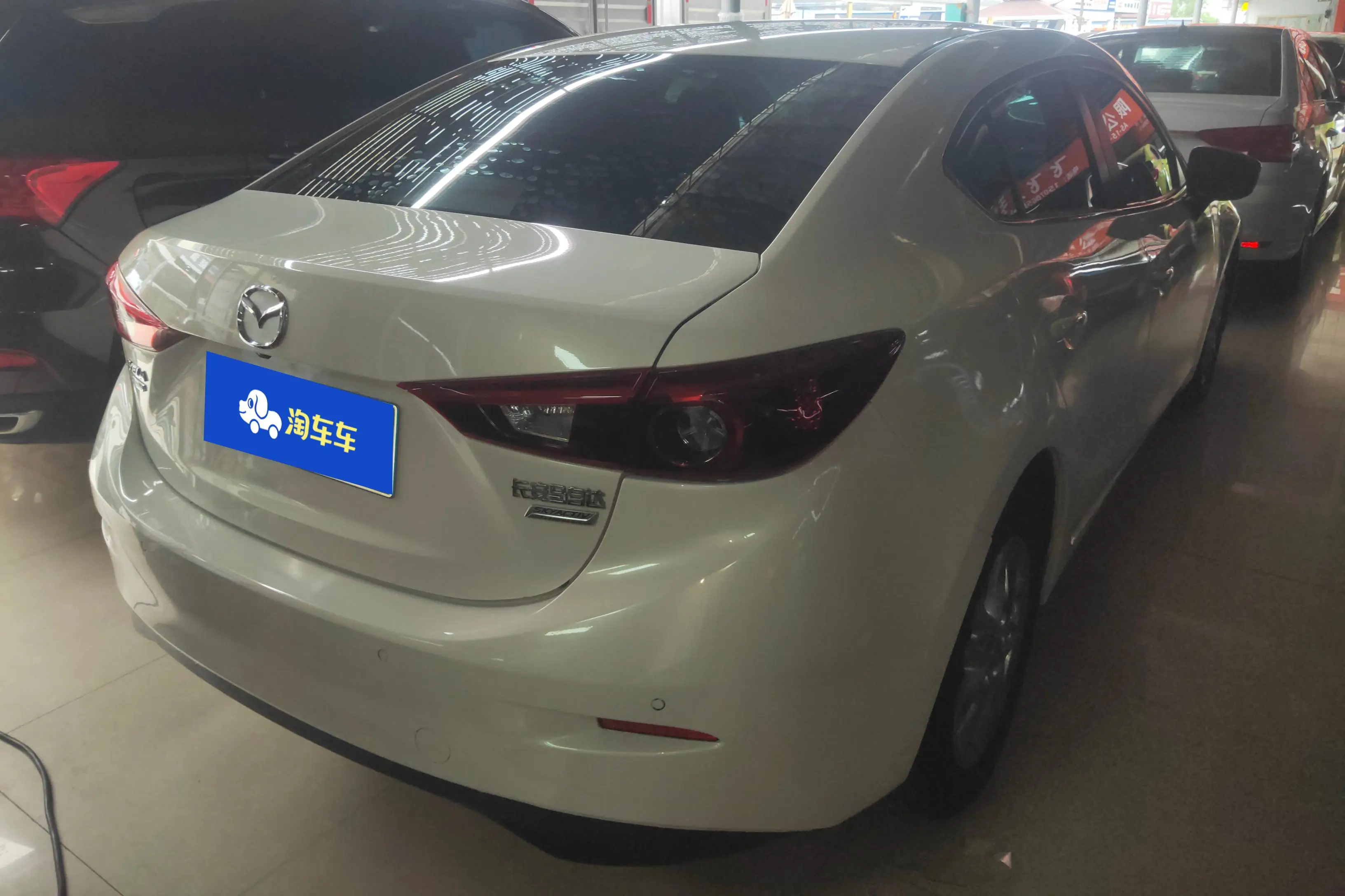 Mazda Axela