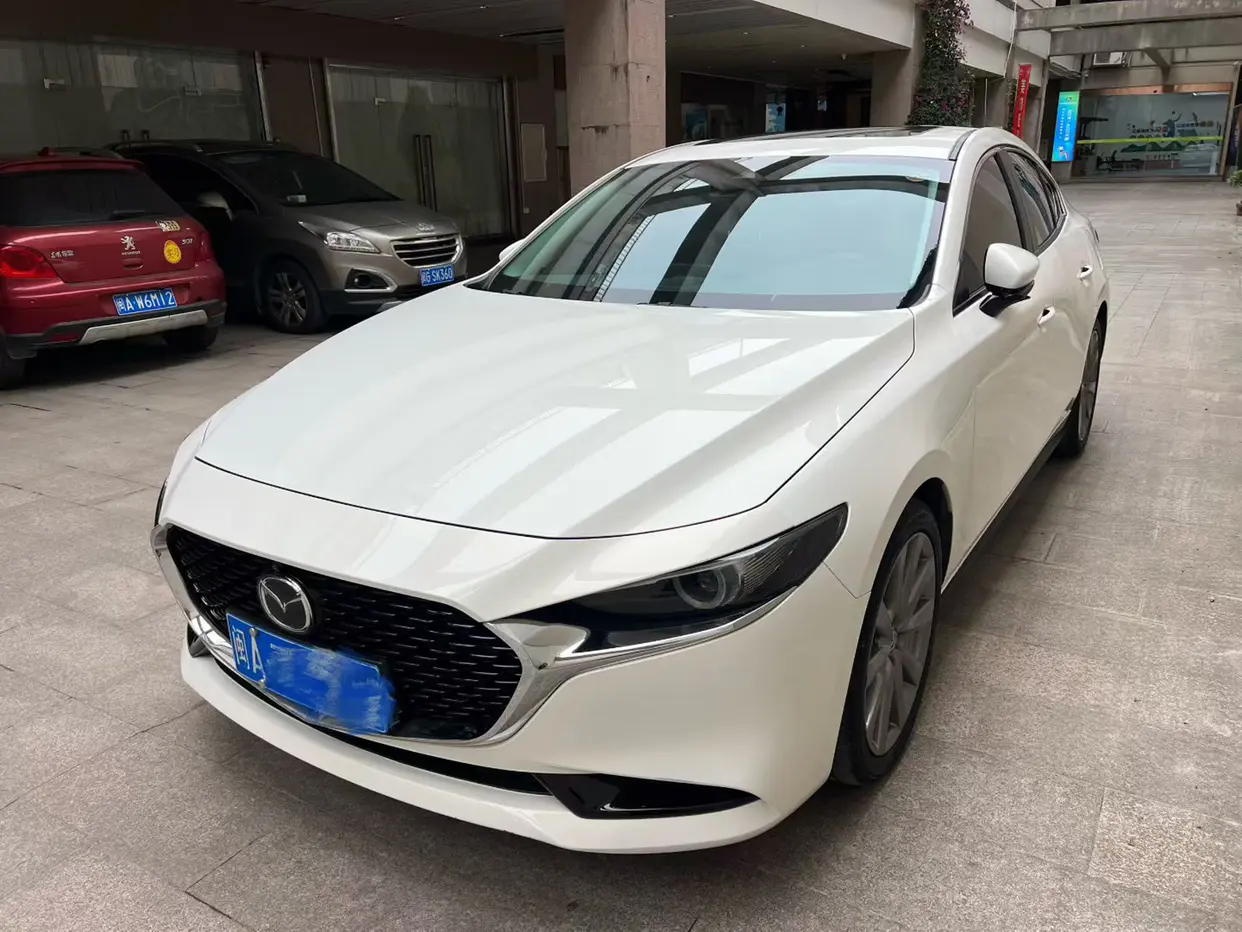 Mazda Axela