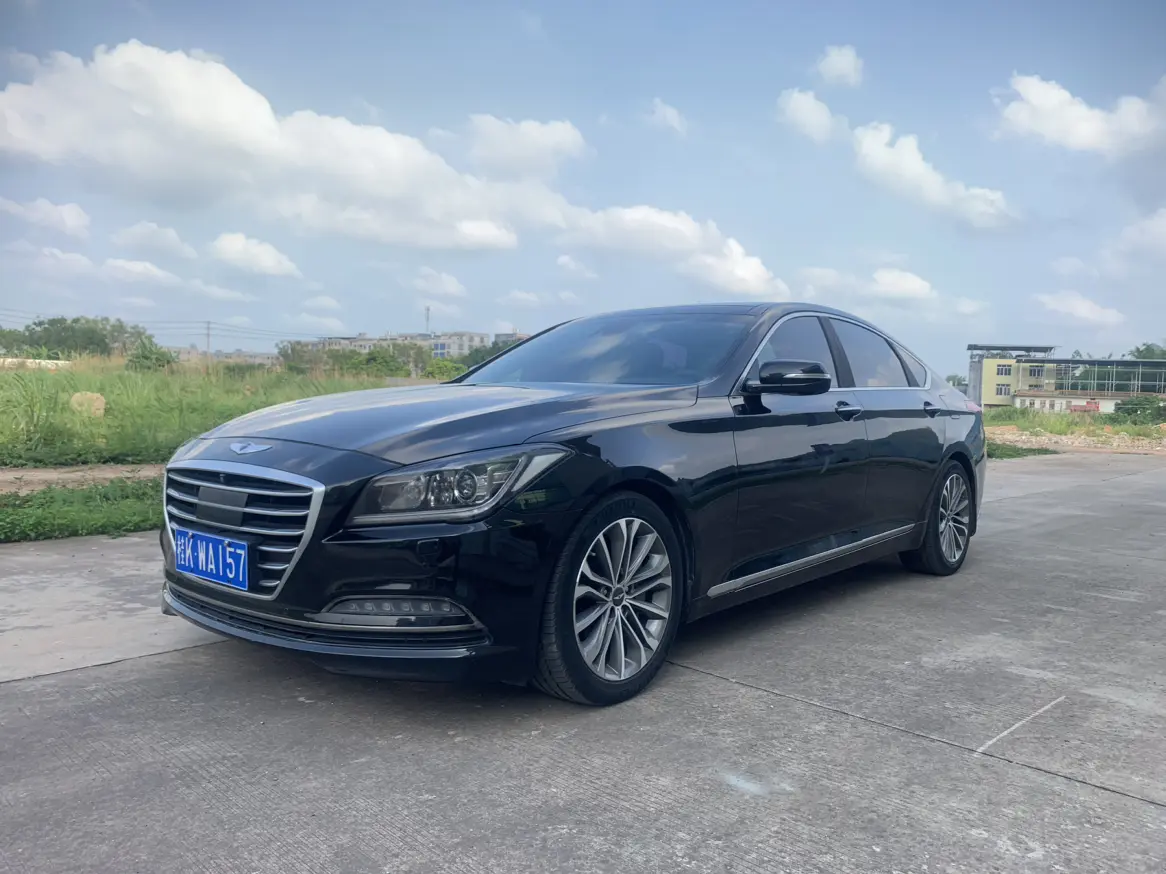 Hyundai Genesis