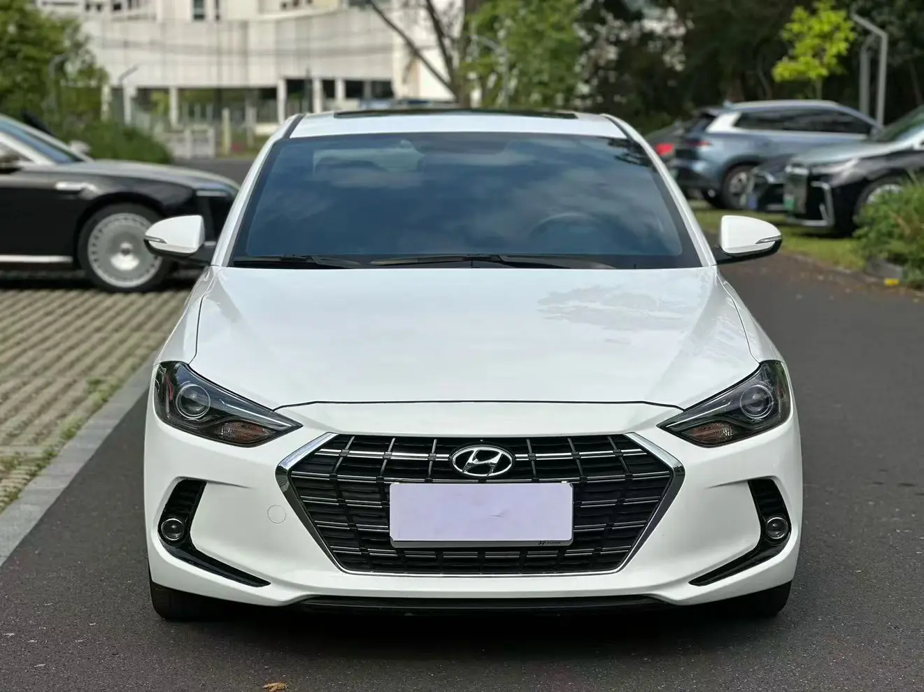 Hyundai Lead