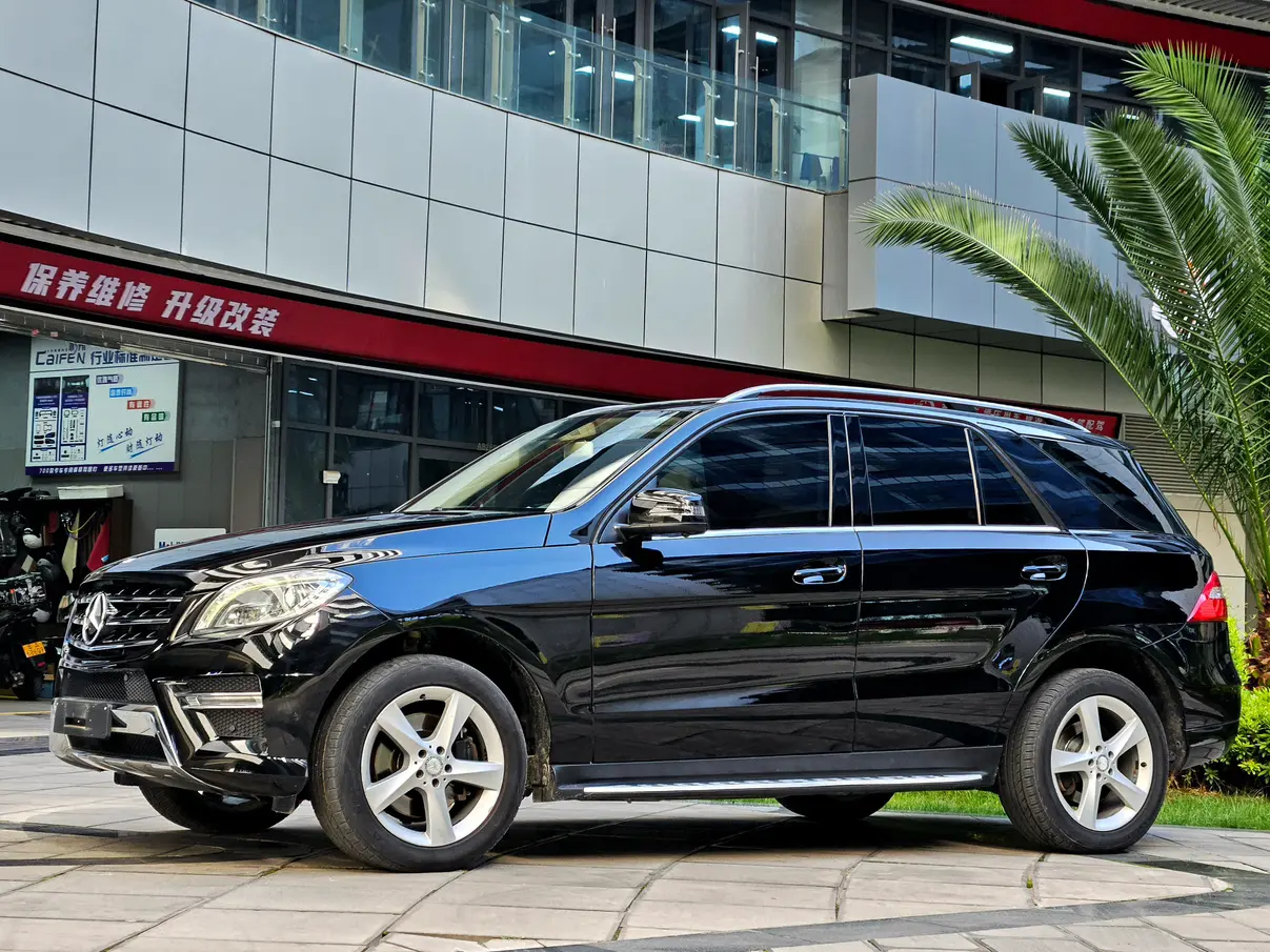 Mercedes-Benz Mercedes Benz M Class