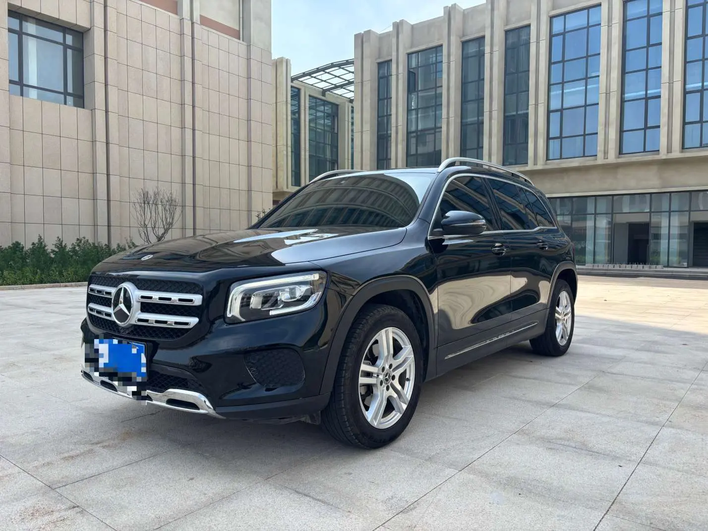 Mercedes-Benz GLB