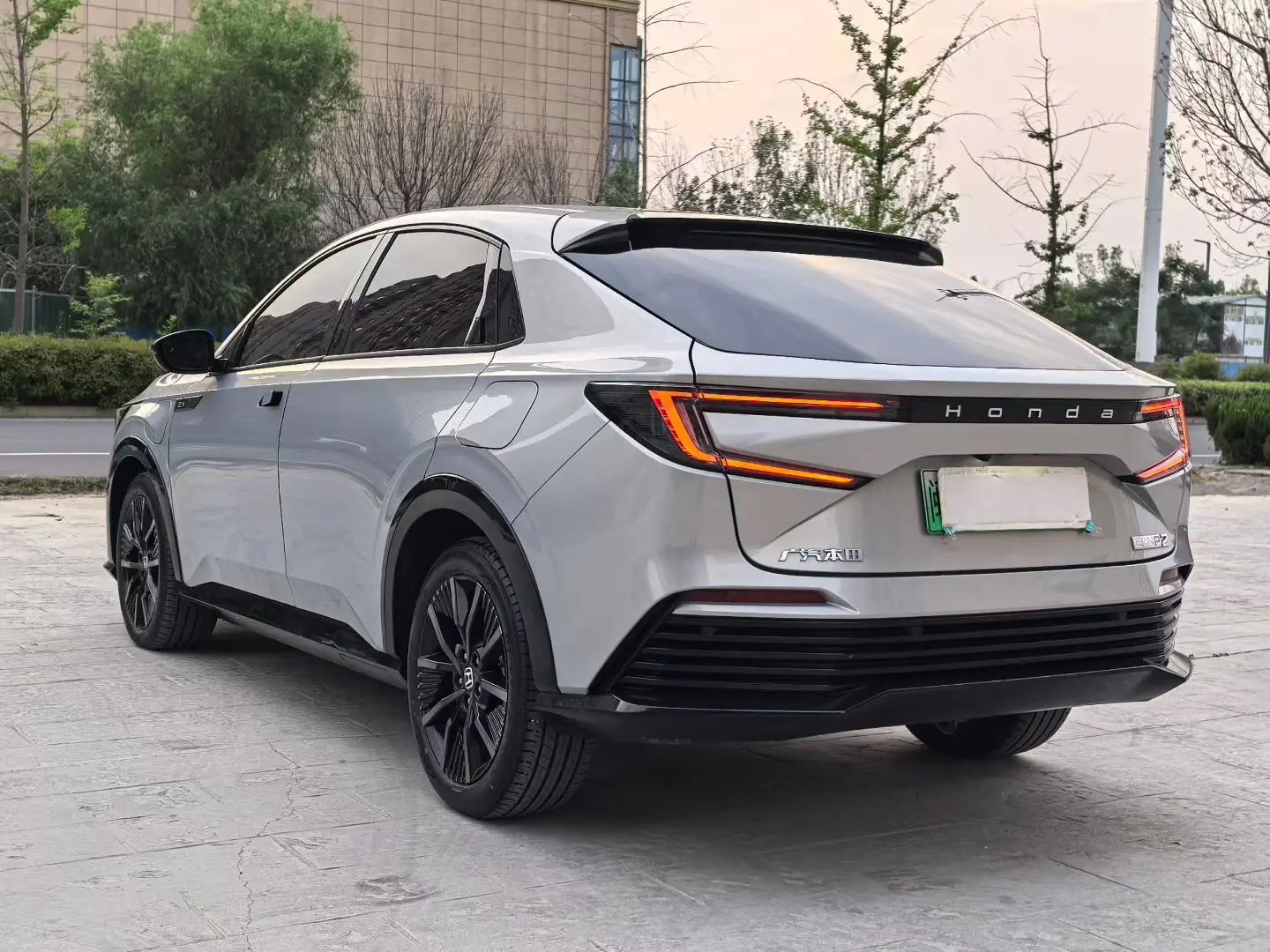 Honda E:NP2 Ji Pai 2