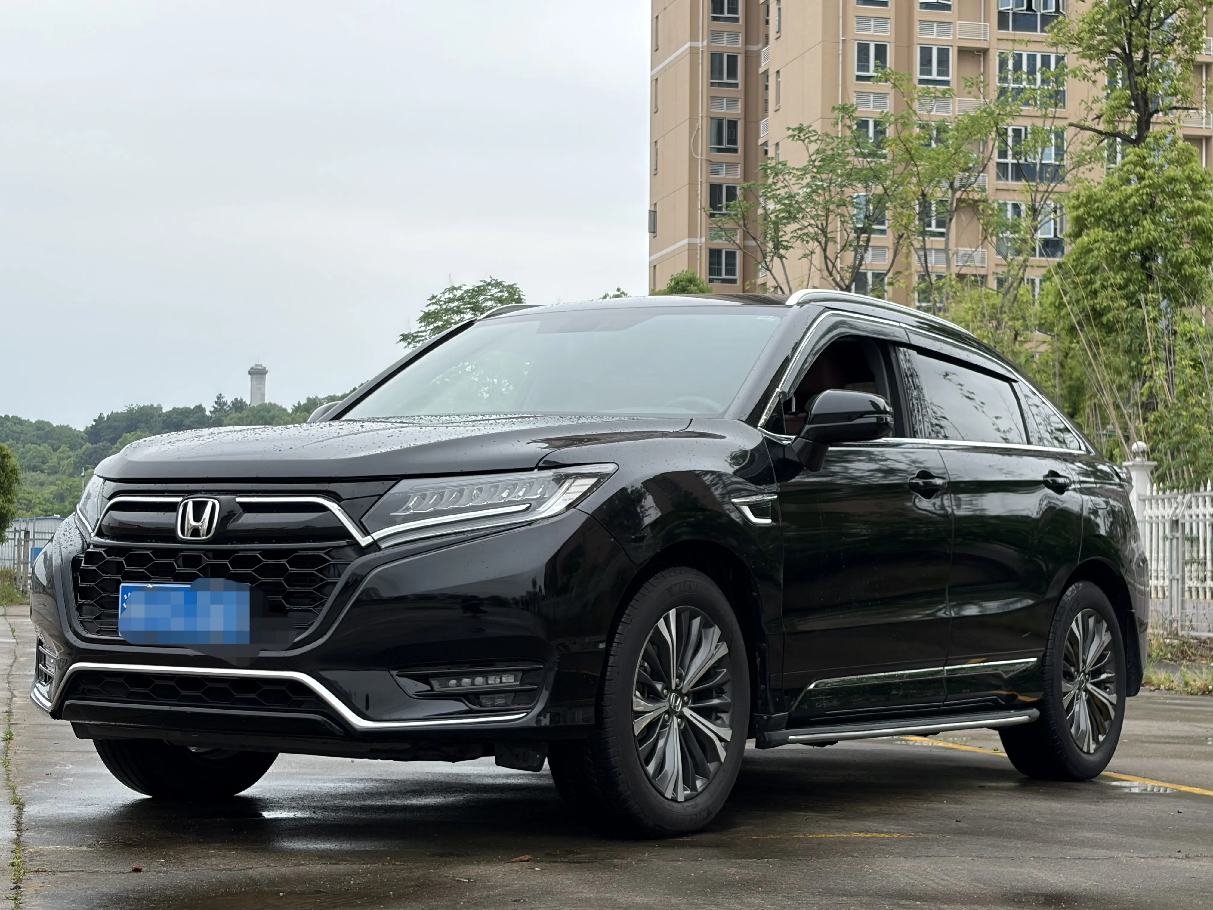 Honda UR-V