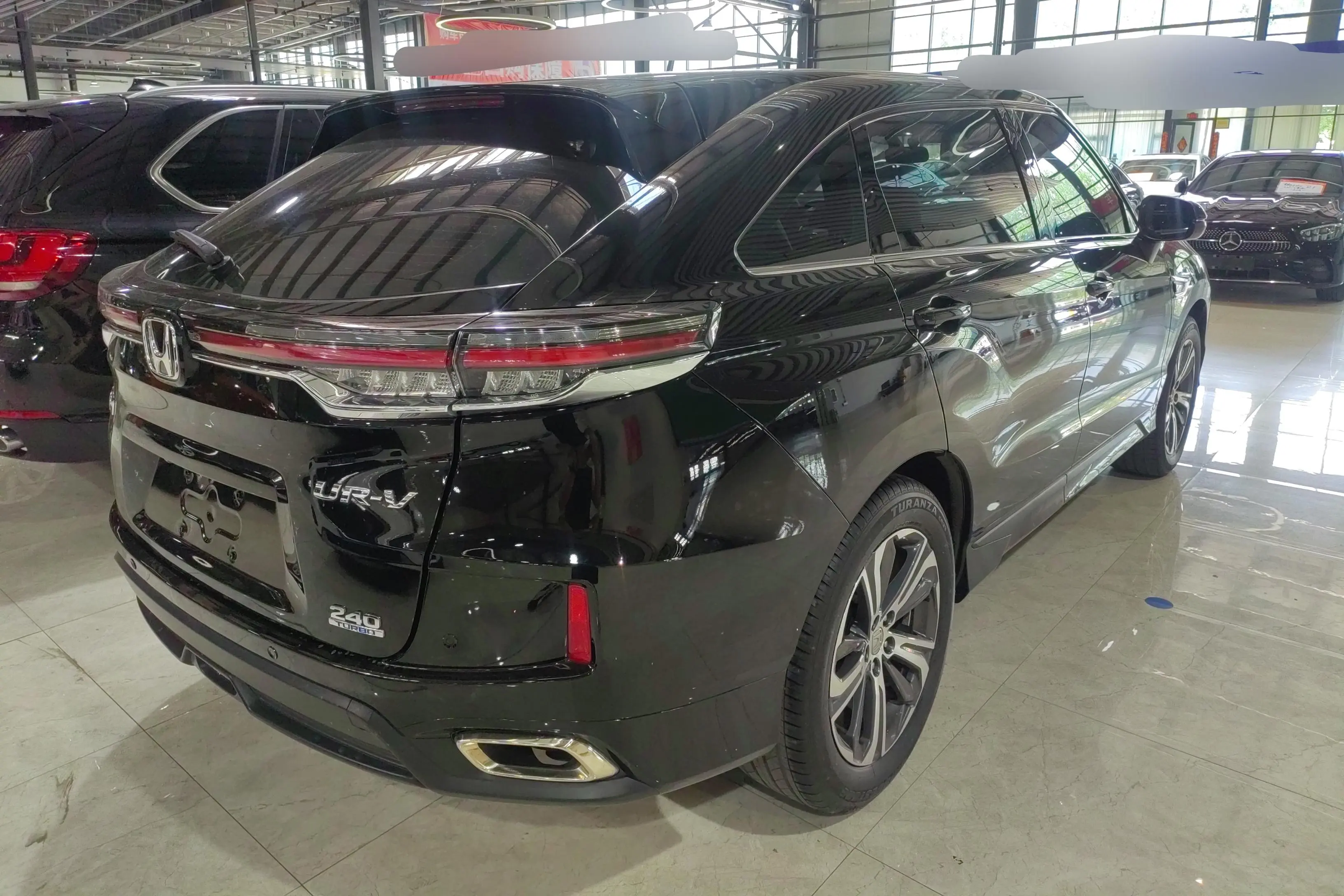 Honda UR-V