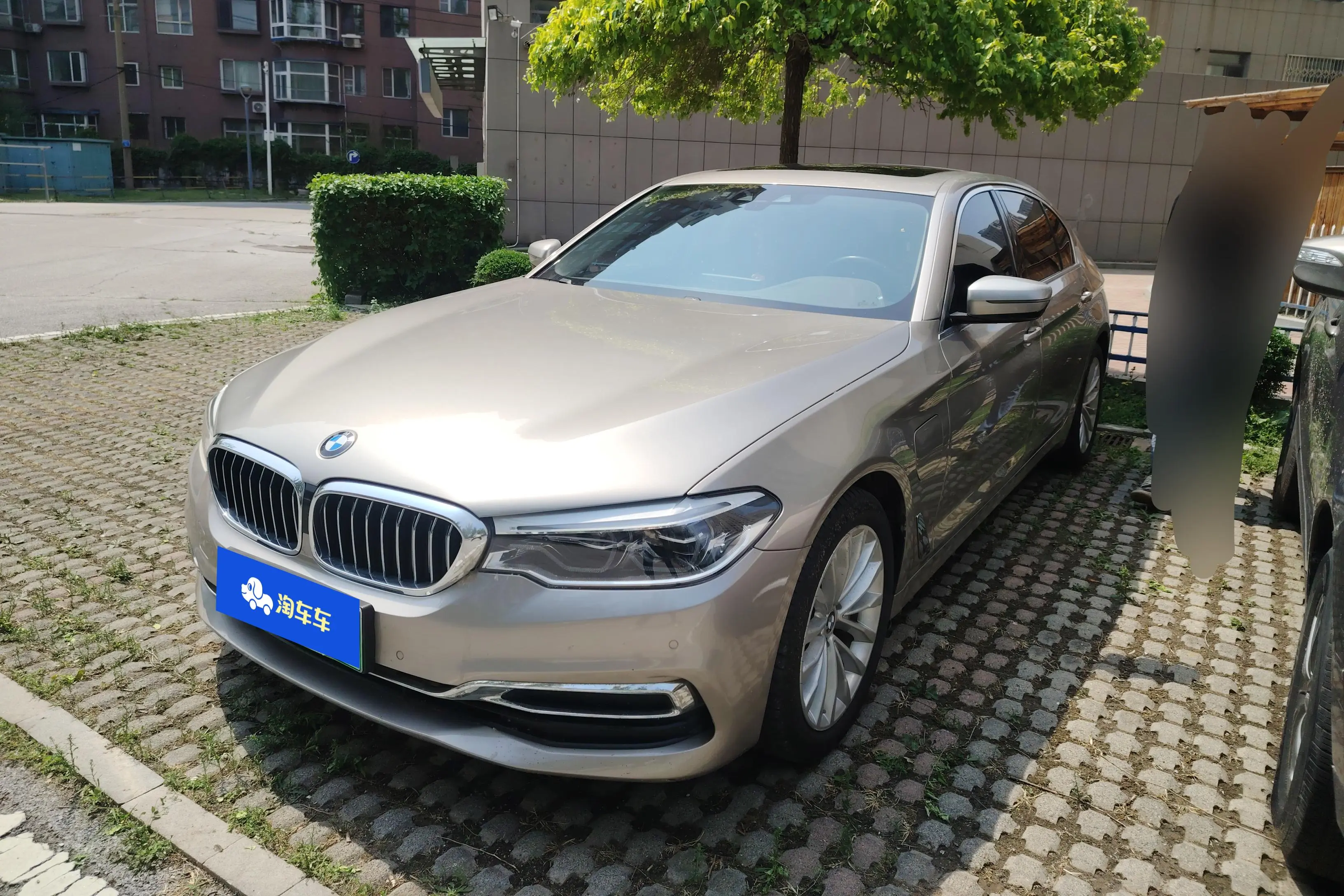 BMW 5 Series PHEV