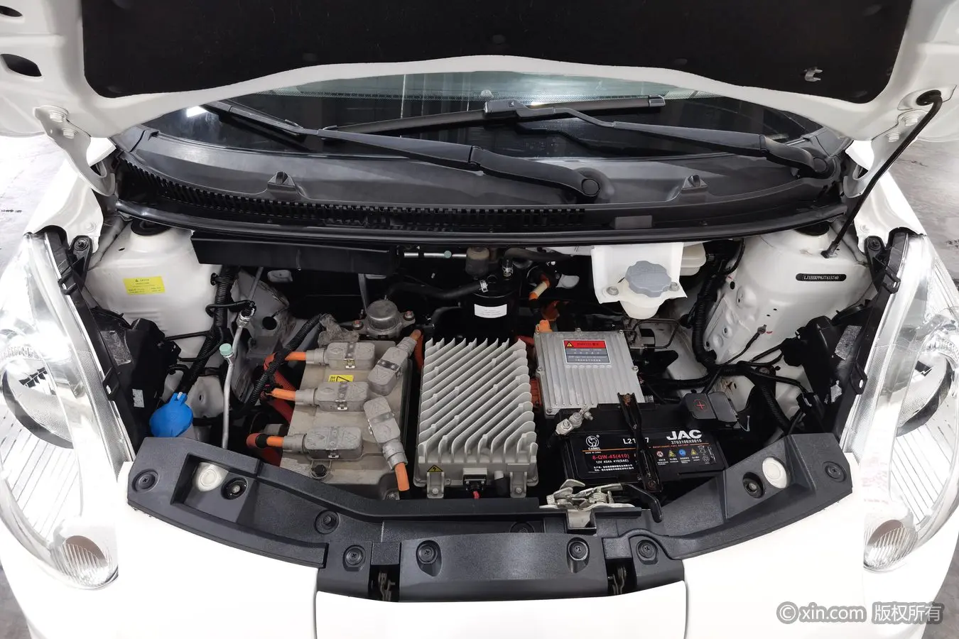 JAC iEV6E