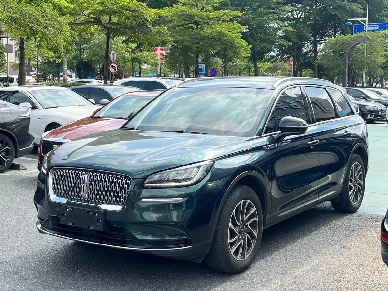 Lincoln Adventurer
