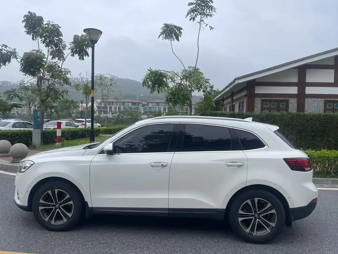 Borgward BX7