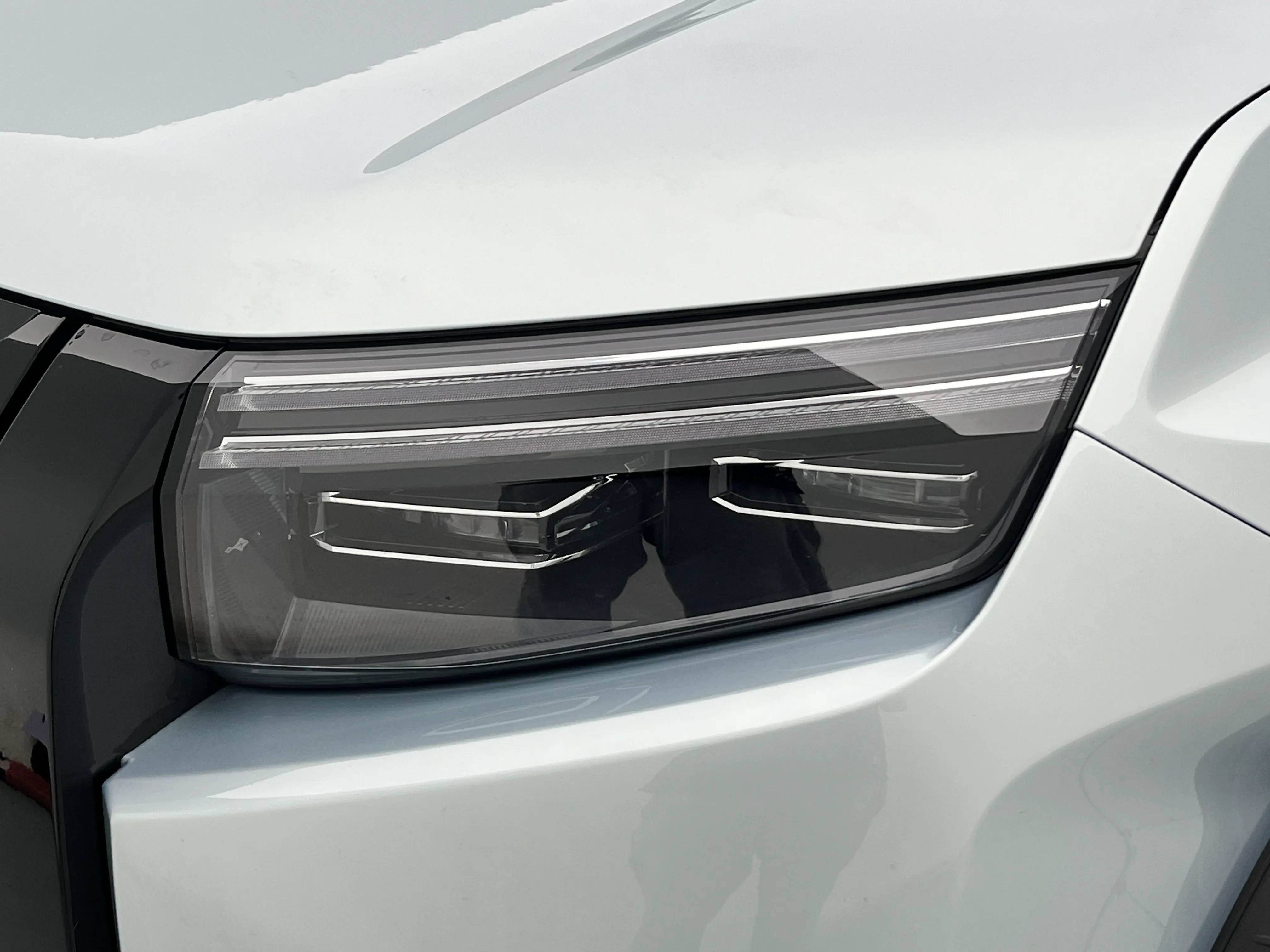 BYD Leopard Titanium 3