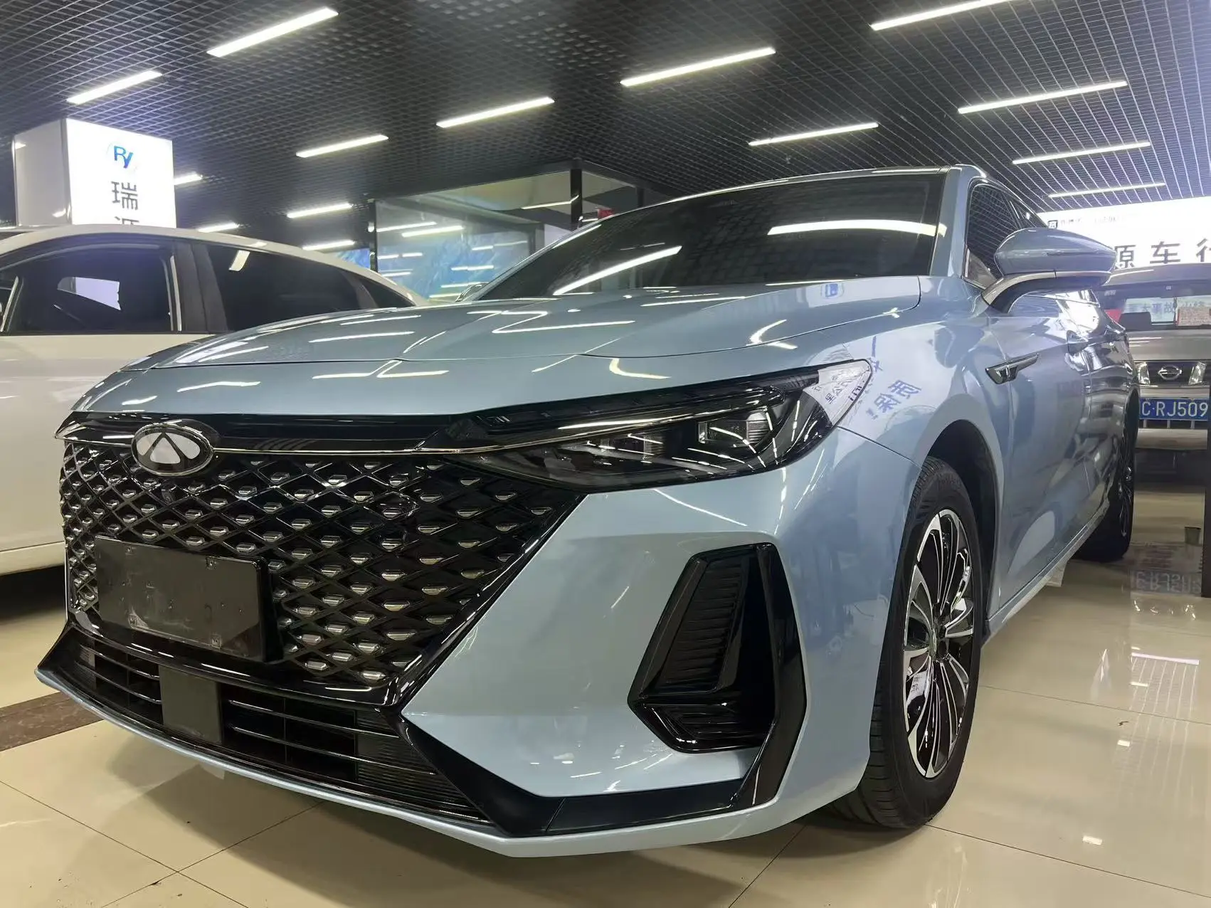 Chery Fengyun A8