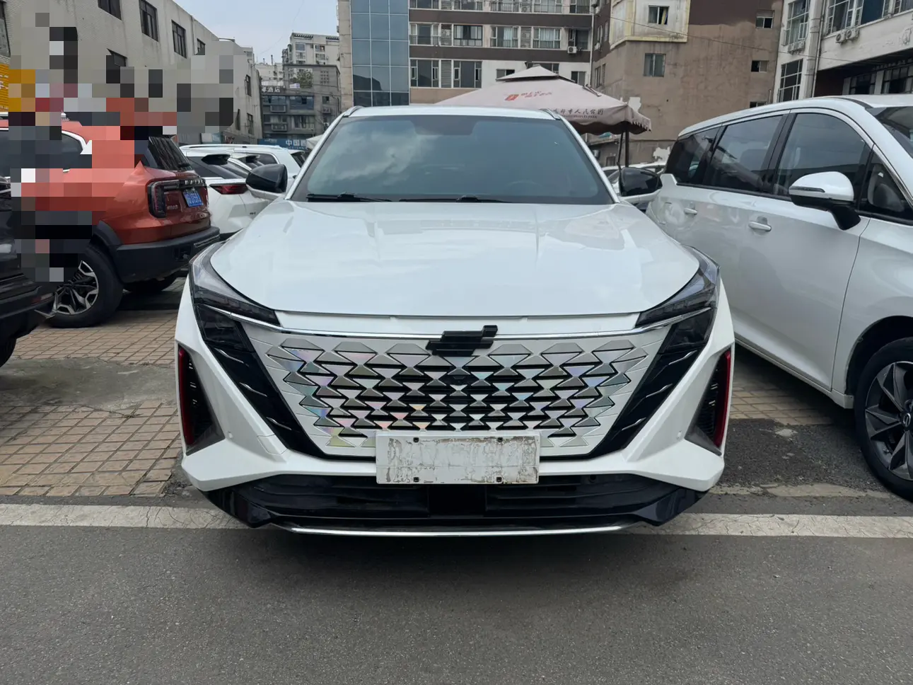 Oshan Changan Auchan Z6