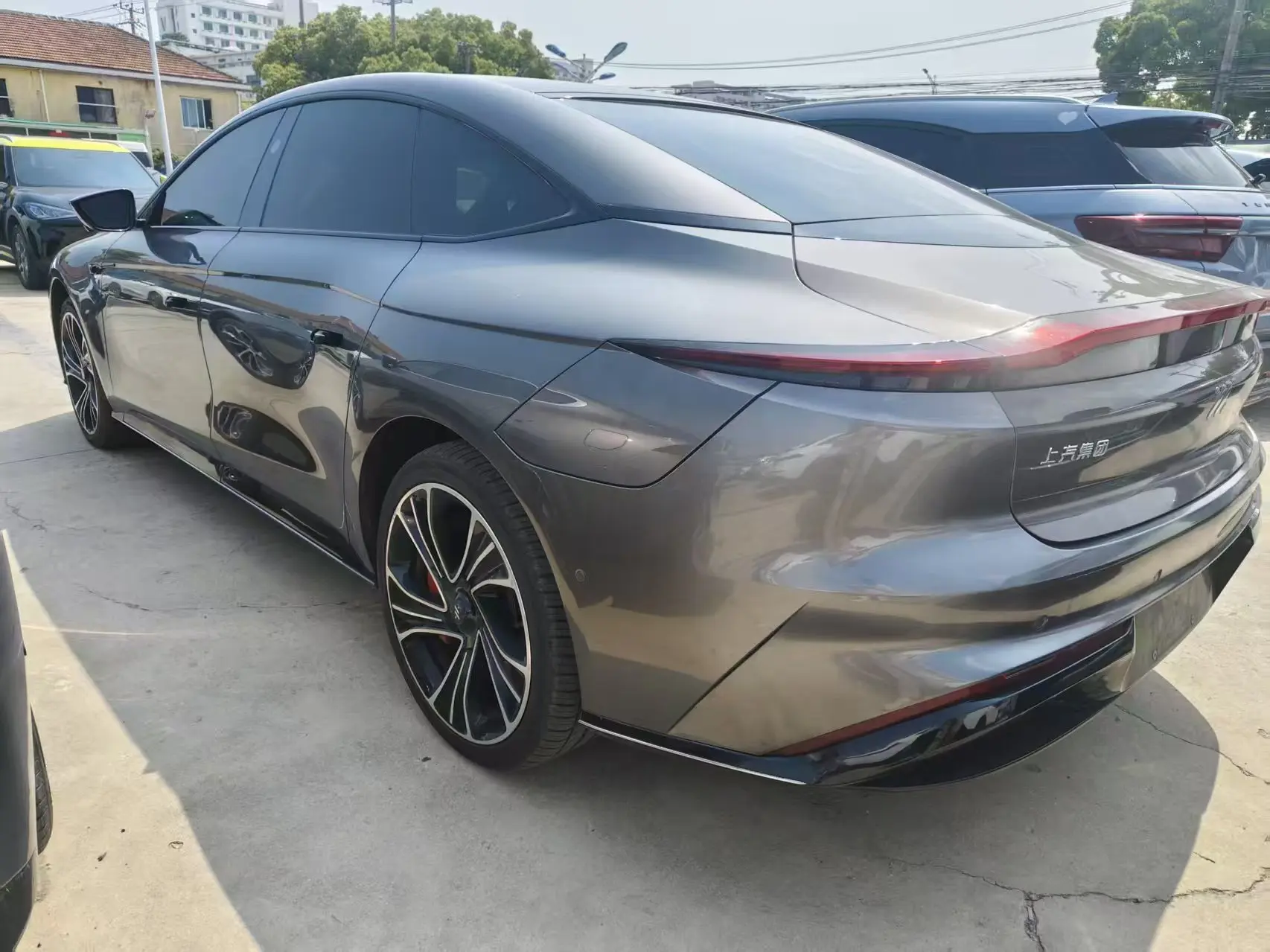 IM Motors L7