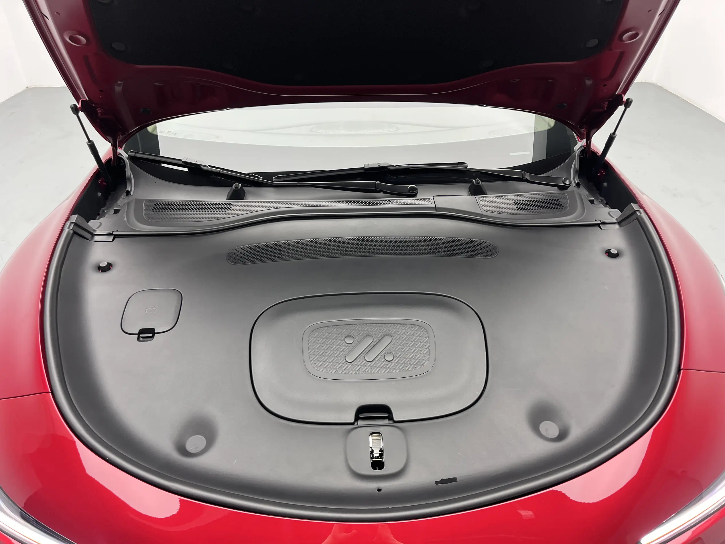 IM Motors L6