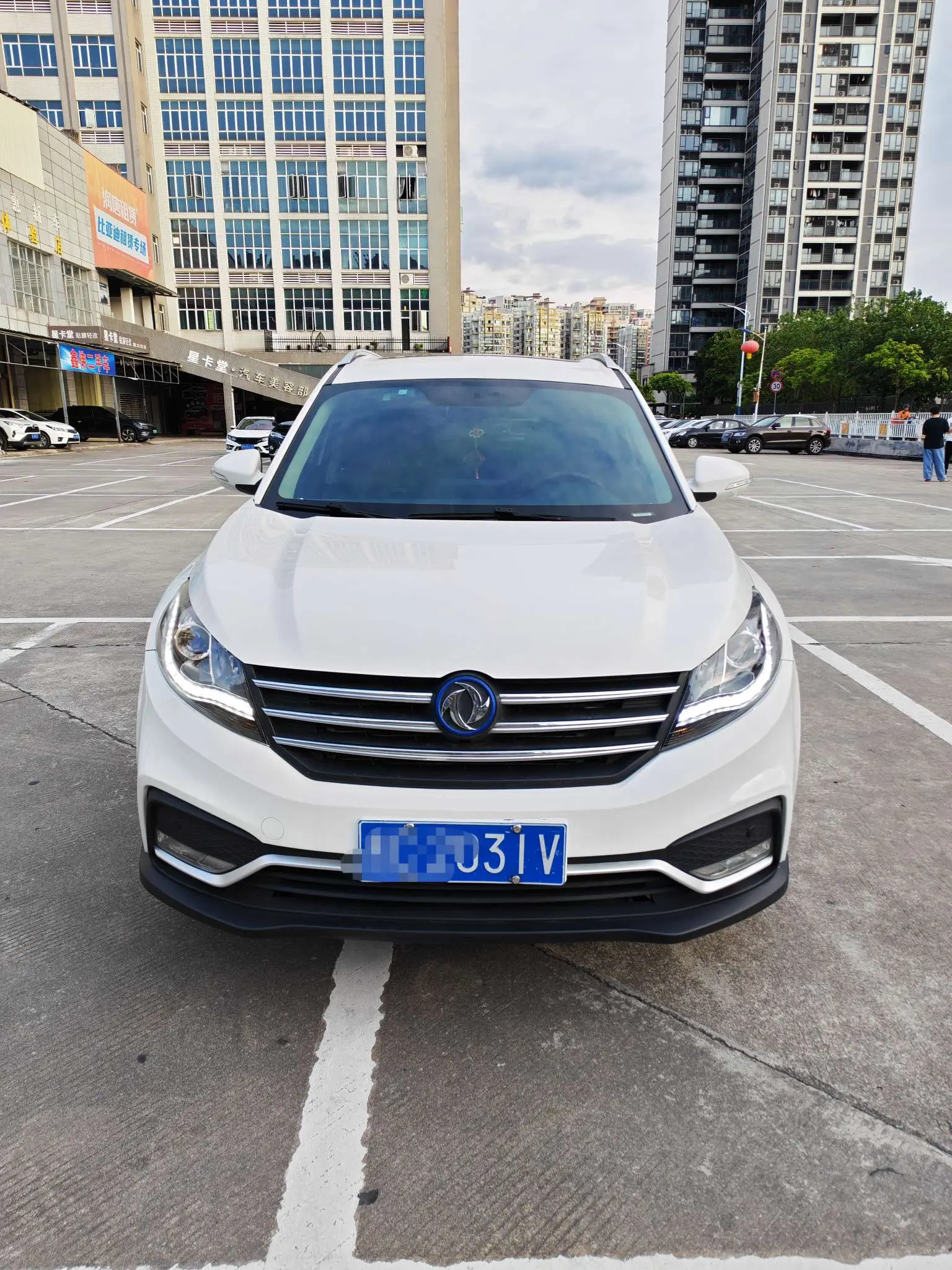 Dongfeng Fengon 580