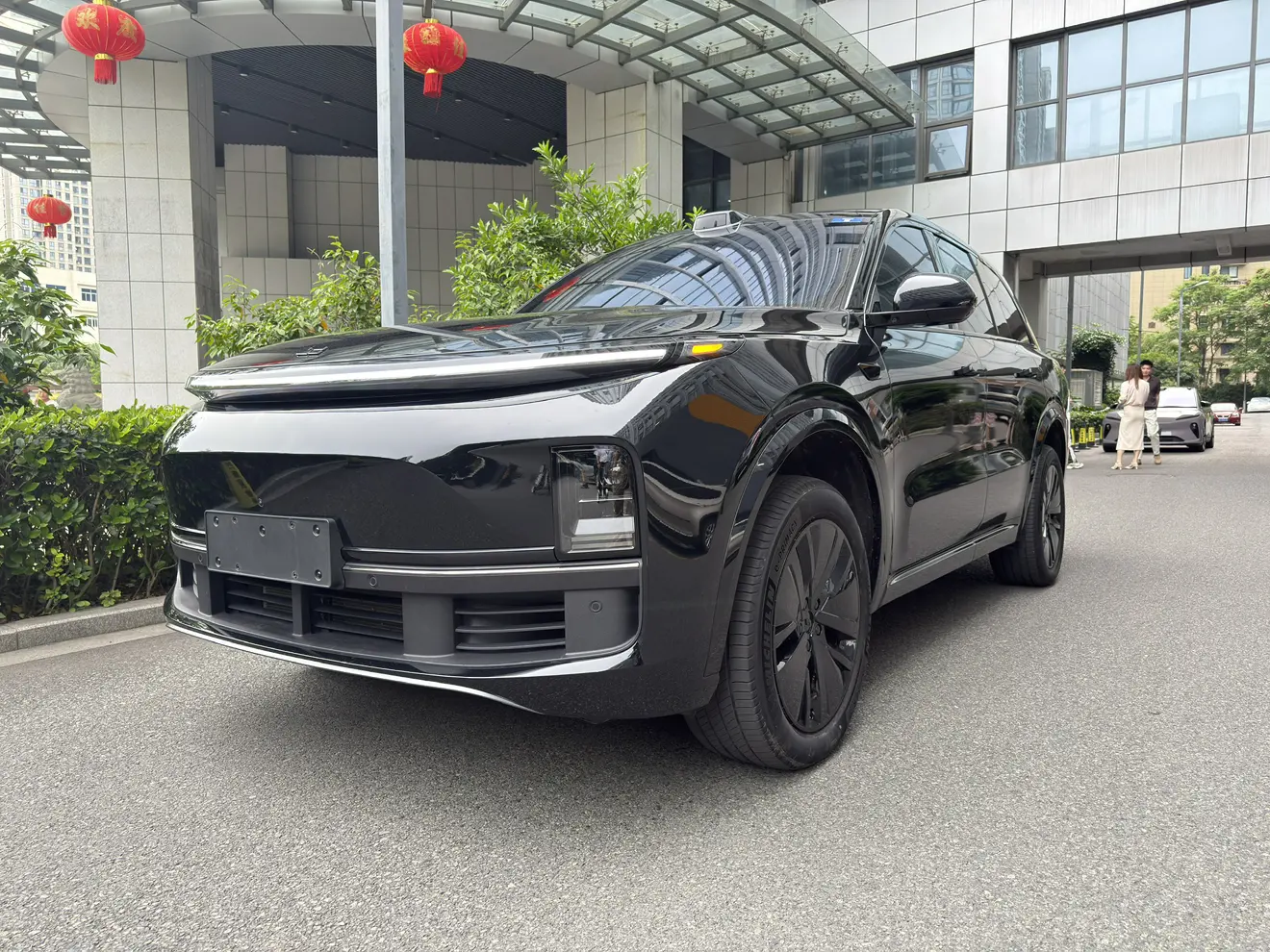 Lixiang L8