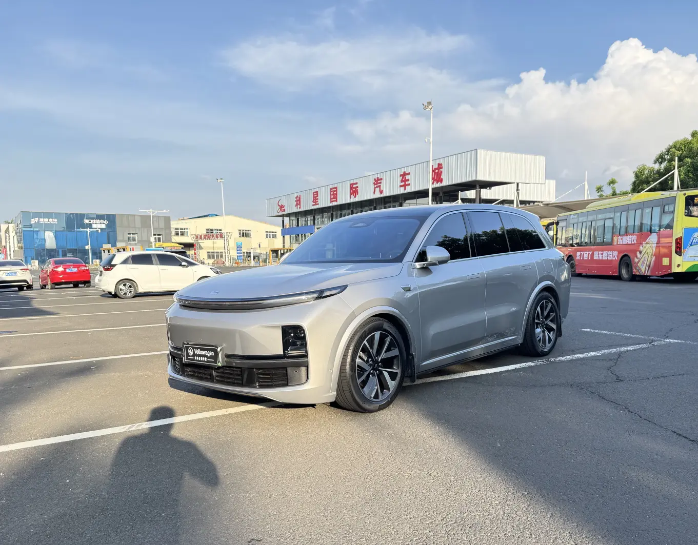 Lixiang L8